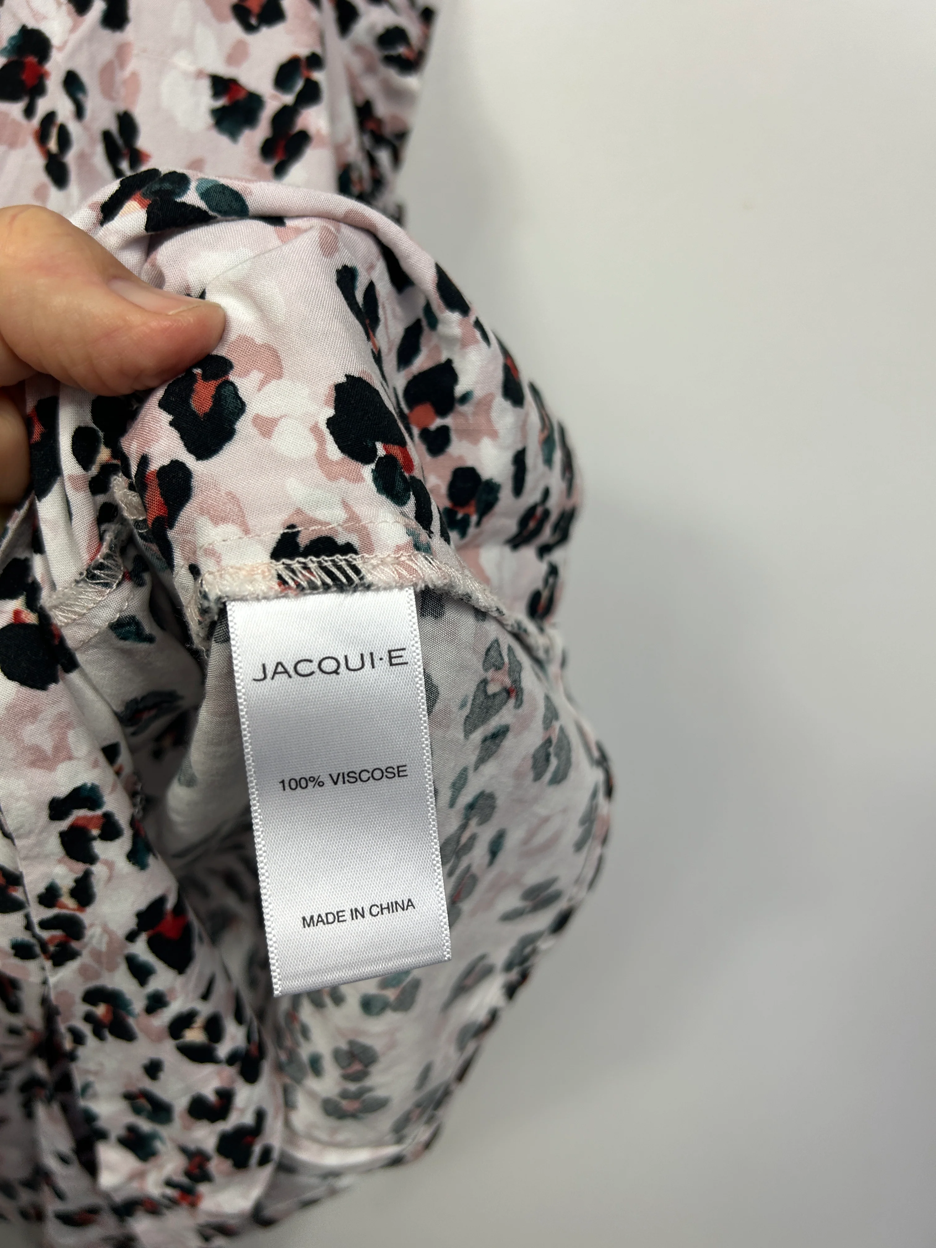 Jacqui E Pink Black and Grey Leopard Print Top - Size 18 - Image 4