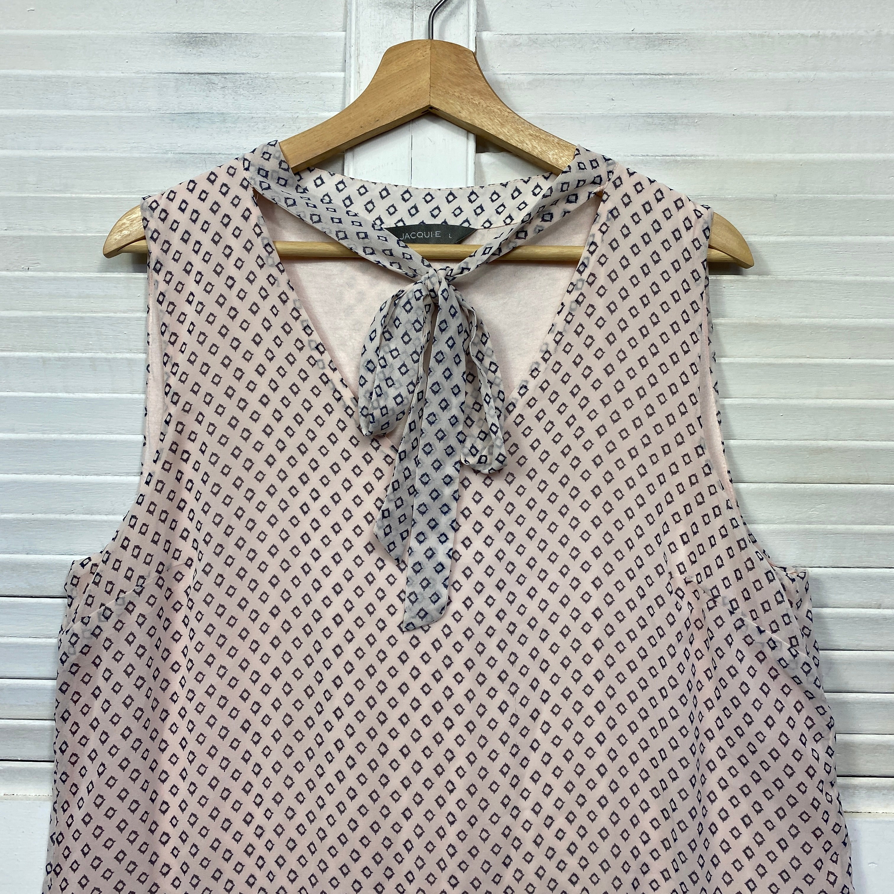 Jacqui E Top Size Large 14 Sleeveless Office - Image 8