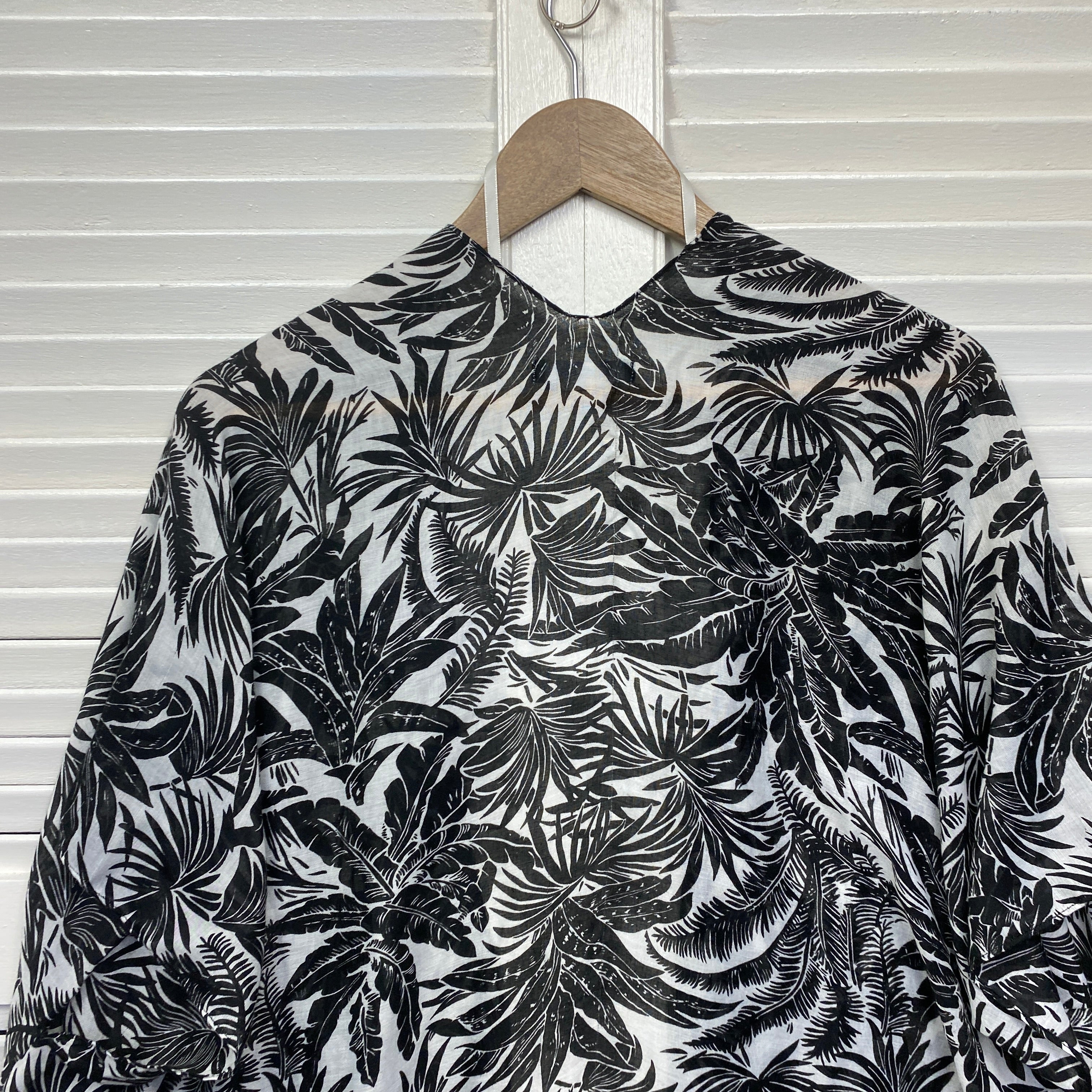 Katies Duster Jacket One Size Black White Floral Swim Cover Up - Image 5