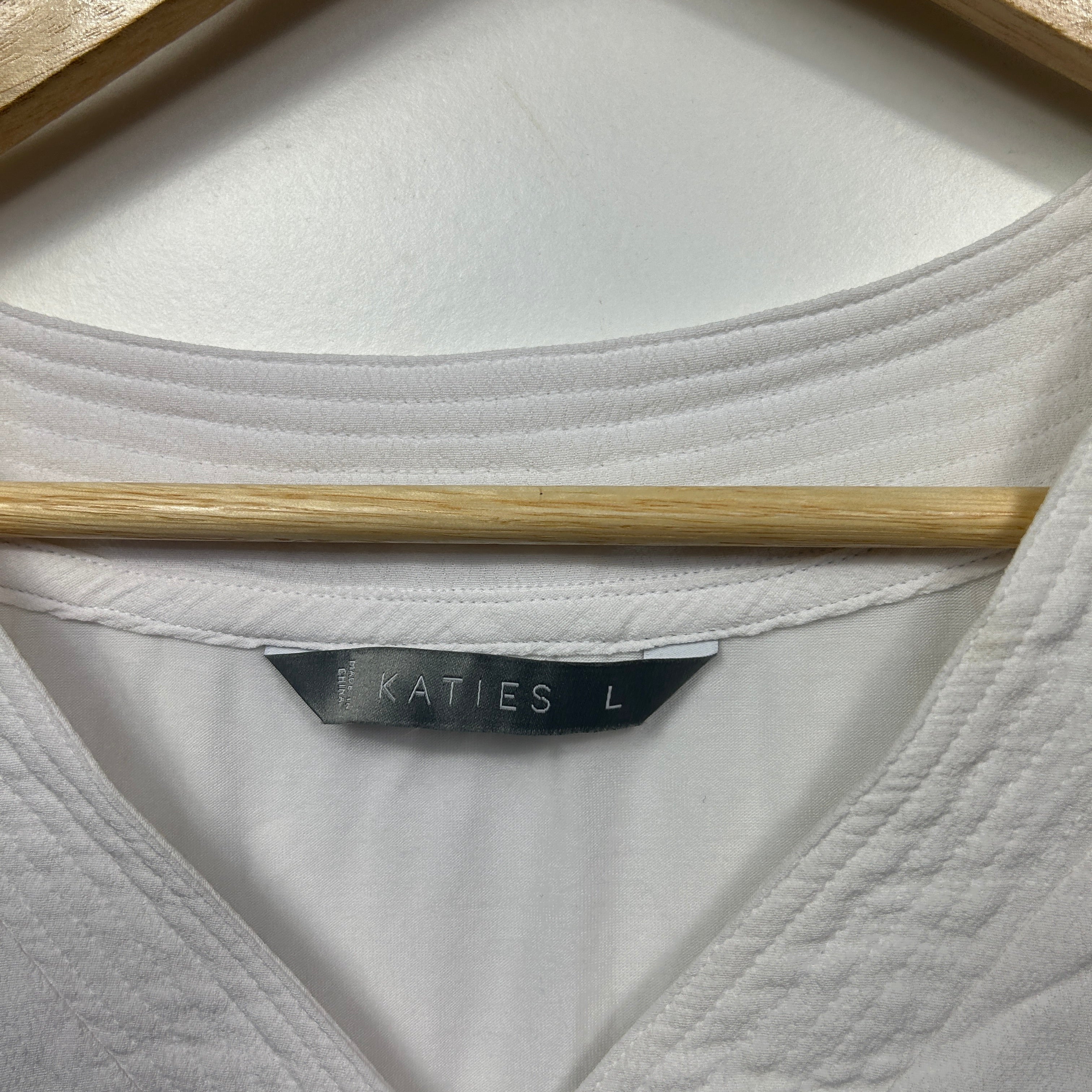 Katies White Top - Size L - Image 2
