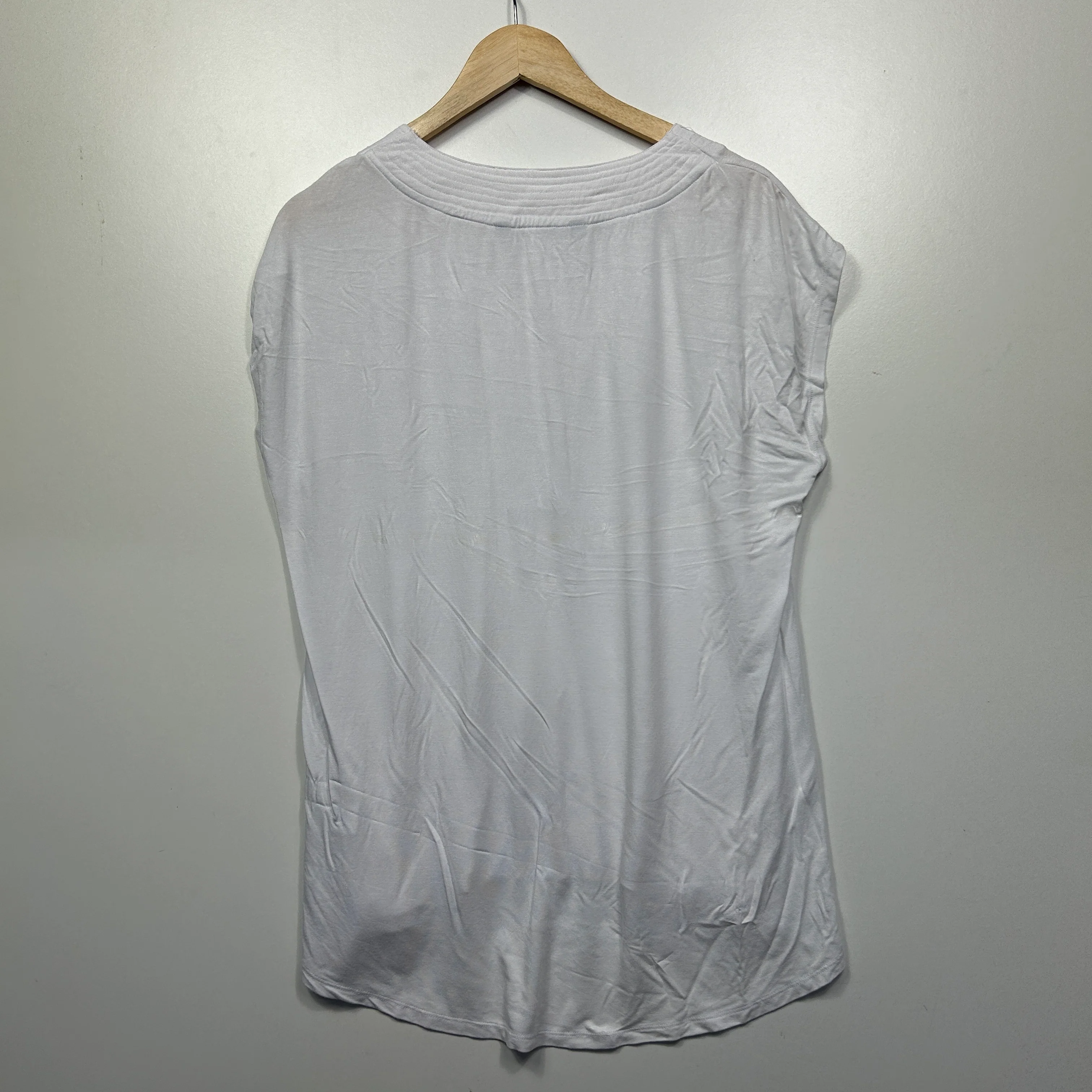 Katies White Top - Size L - Image 4
