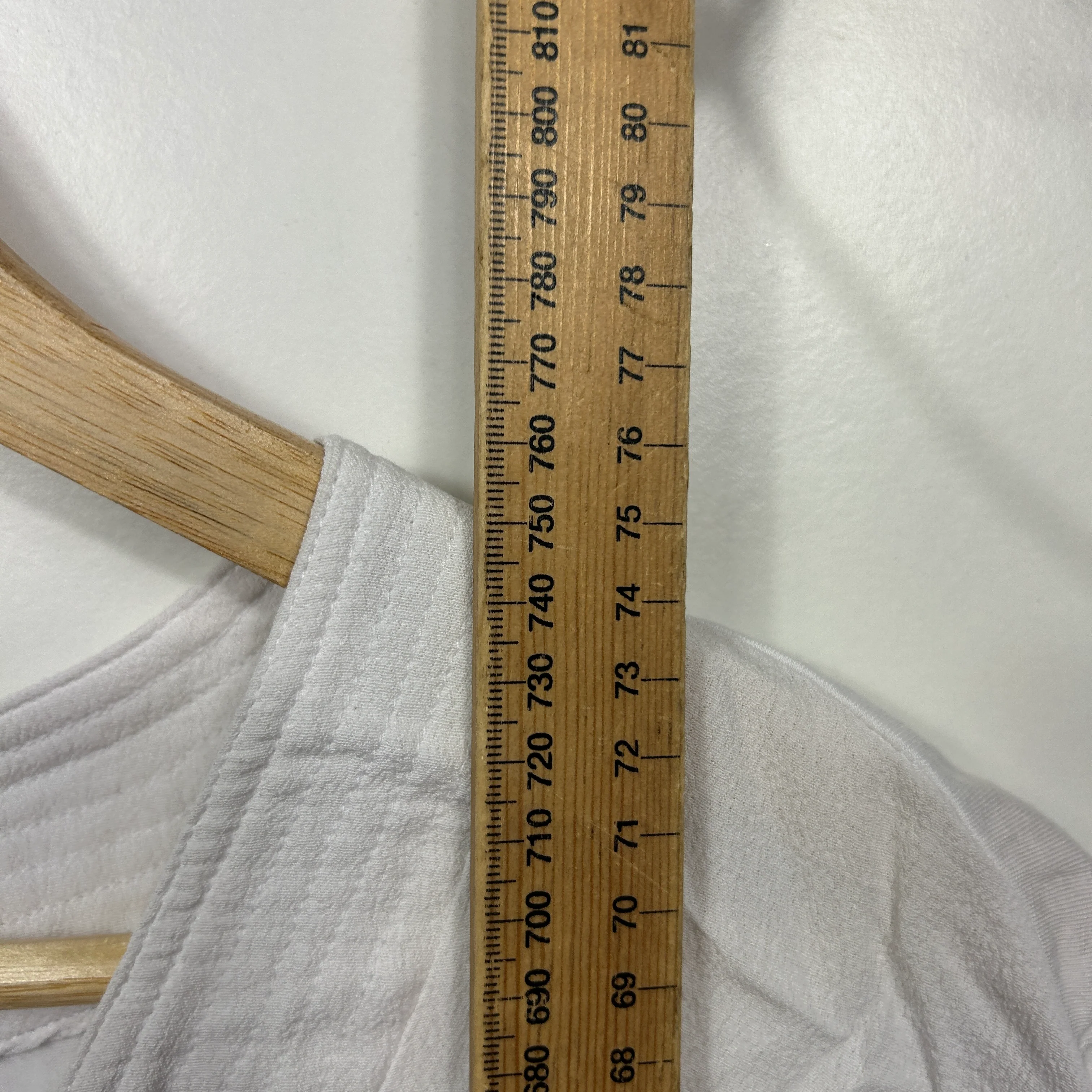 Katies White Top - Size L - Image 6