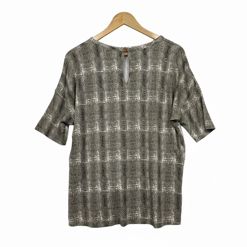 Le Comte Beige Animal Print Top - Size 14 - Image 2