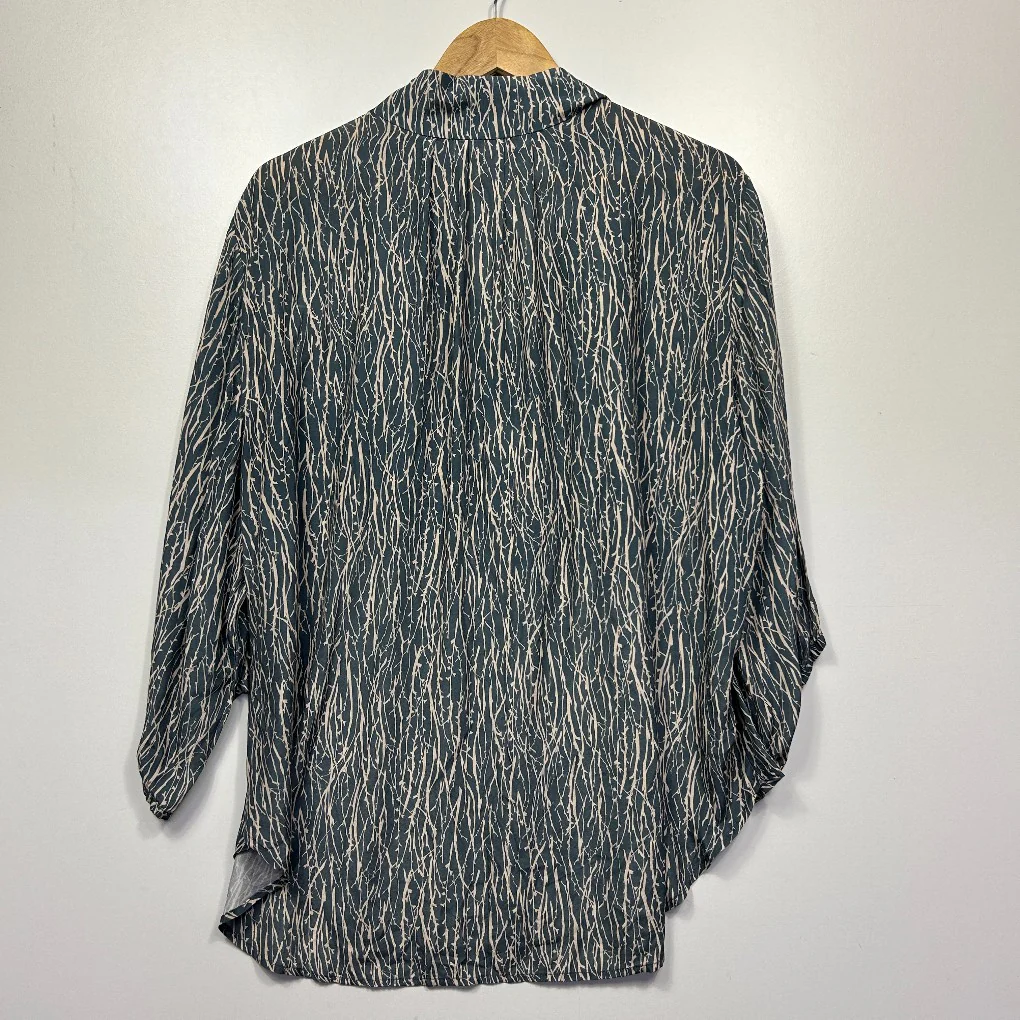 Leina & Fleur Collective Blue Top - Size 20 - Image 2