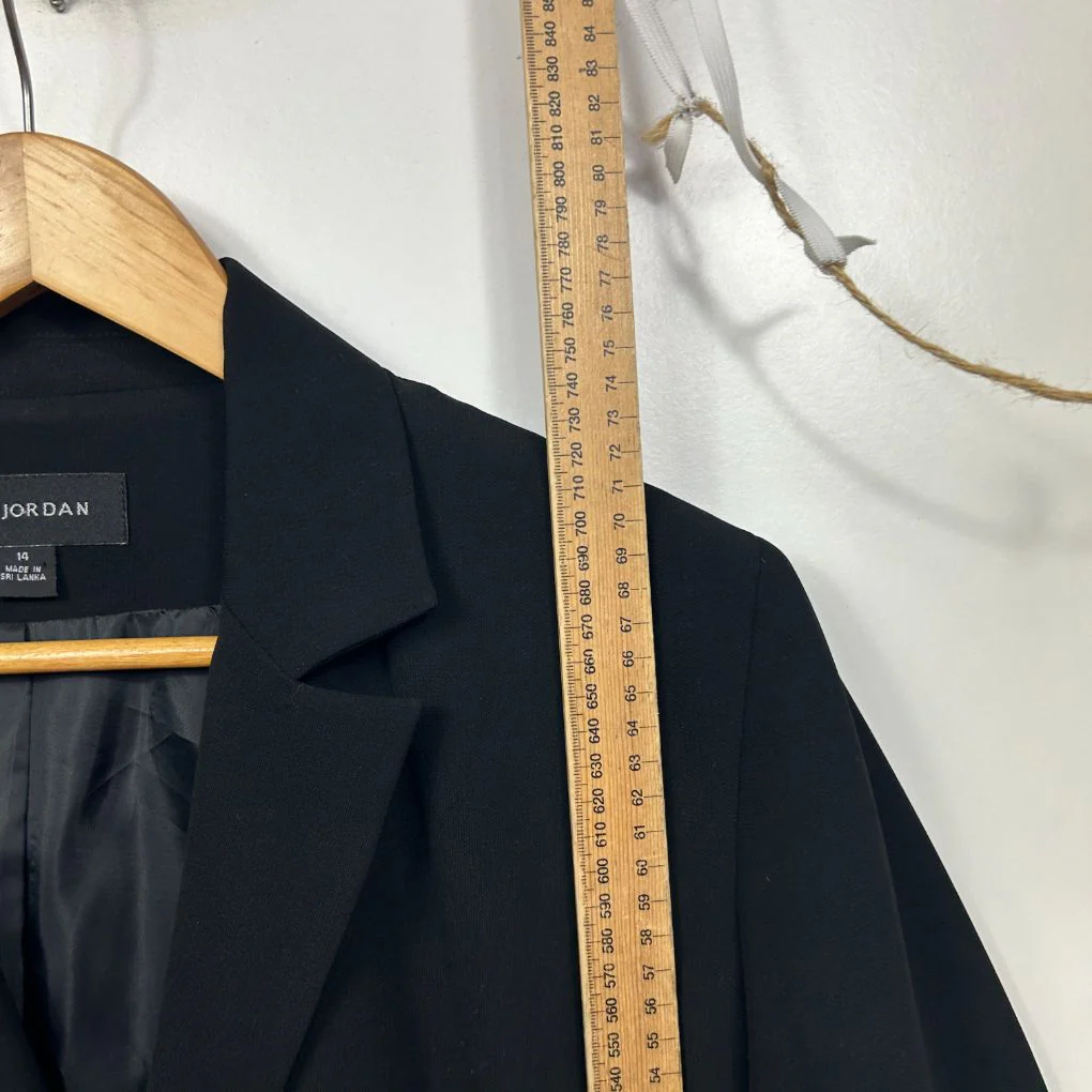 Liz Jordan Black Blazer - Size 14 - Image 7
