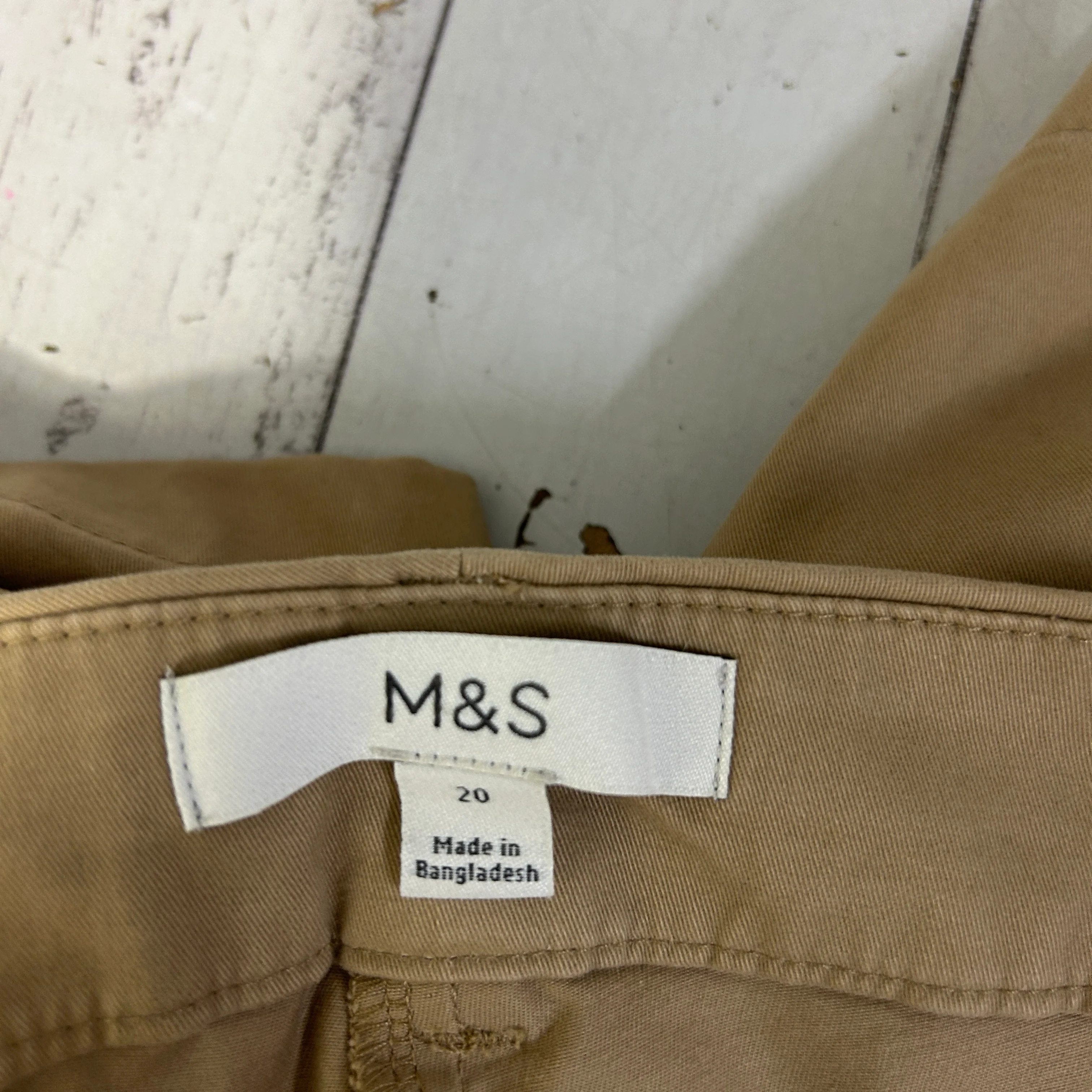 M&S Tan Shorts - Size 20 - Image 3