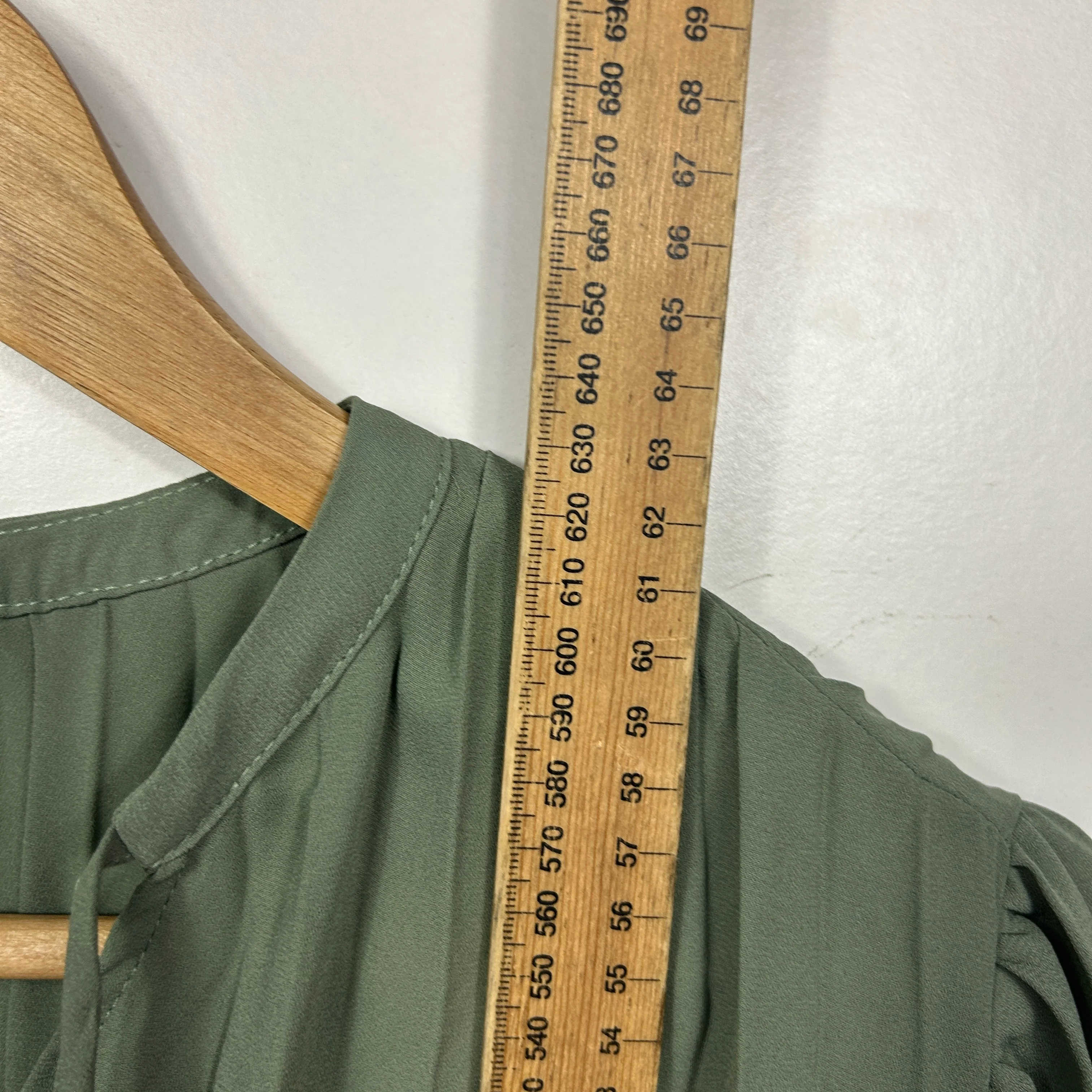 &me Khaki Green Pleated Blouse - Size 14 - Image 7