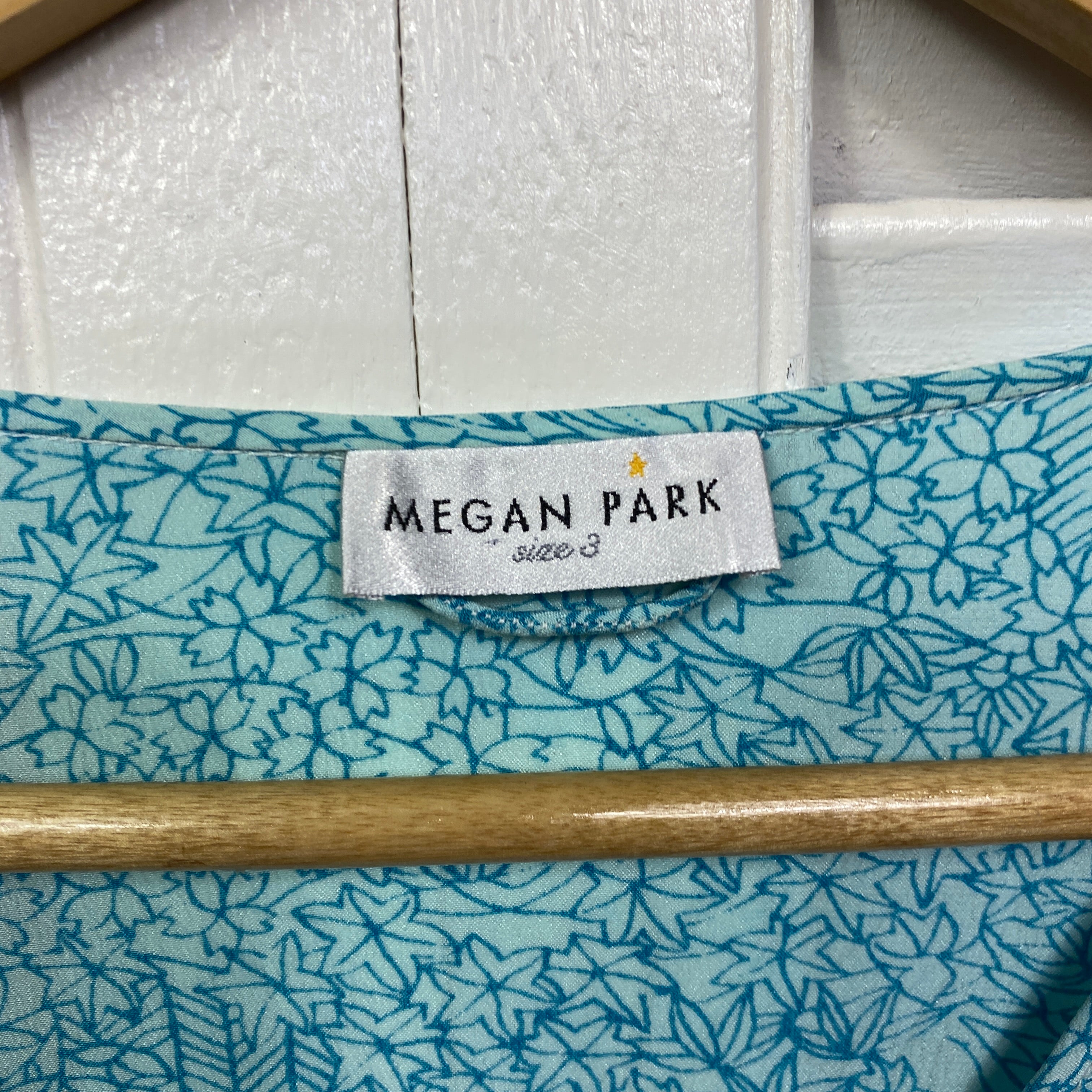 Megan Park Kaftan Dress 100% Silk Blue Embroidered Size 3 (AU 12 - 14) - Image 4