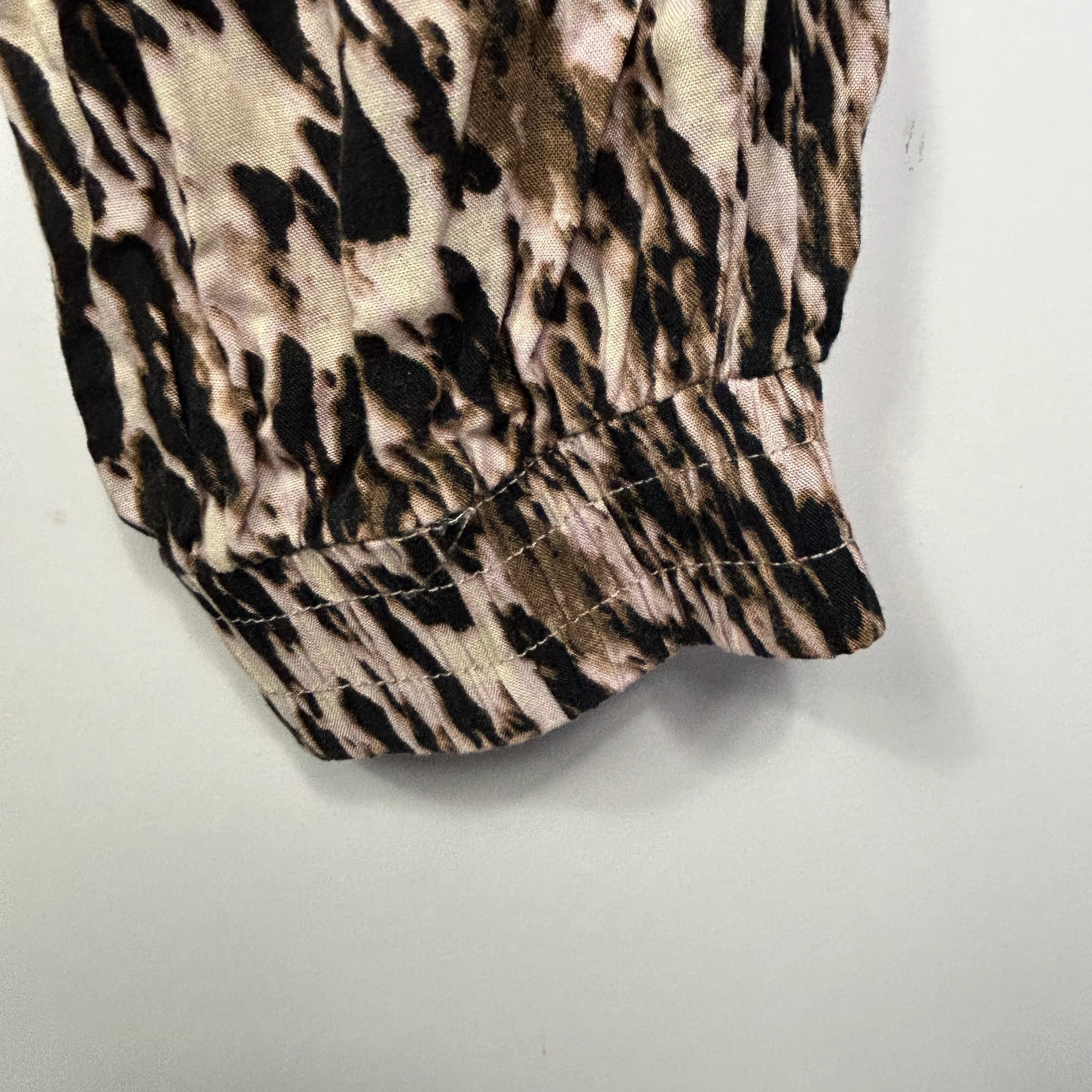 Millers Beige Animal Print Pants - Size 18 (fault) - Image 6