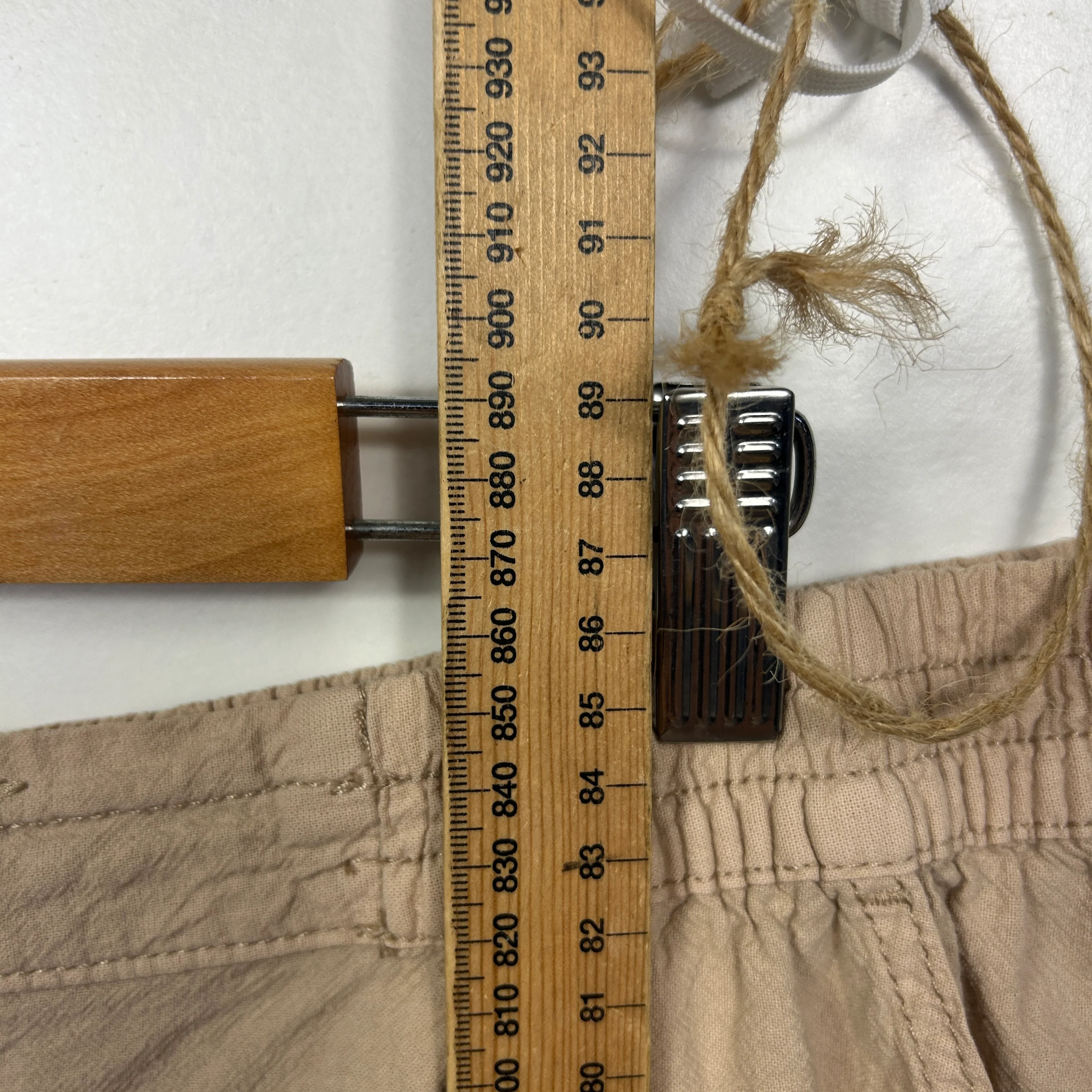 Millers Beige Capri Pants - Size 18 - Image 6