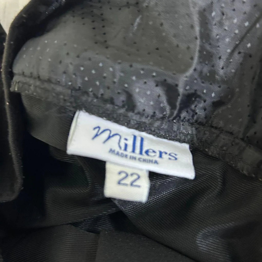 Millers Black Pants - Size 22 - Image 4