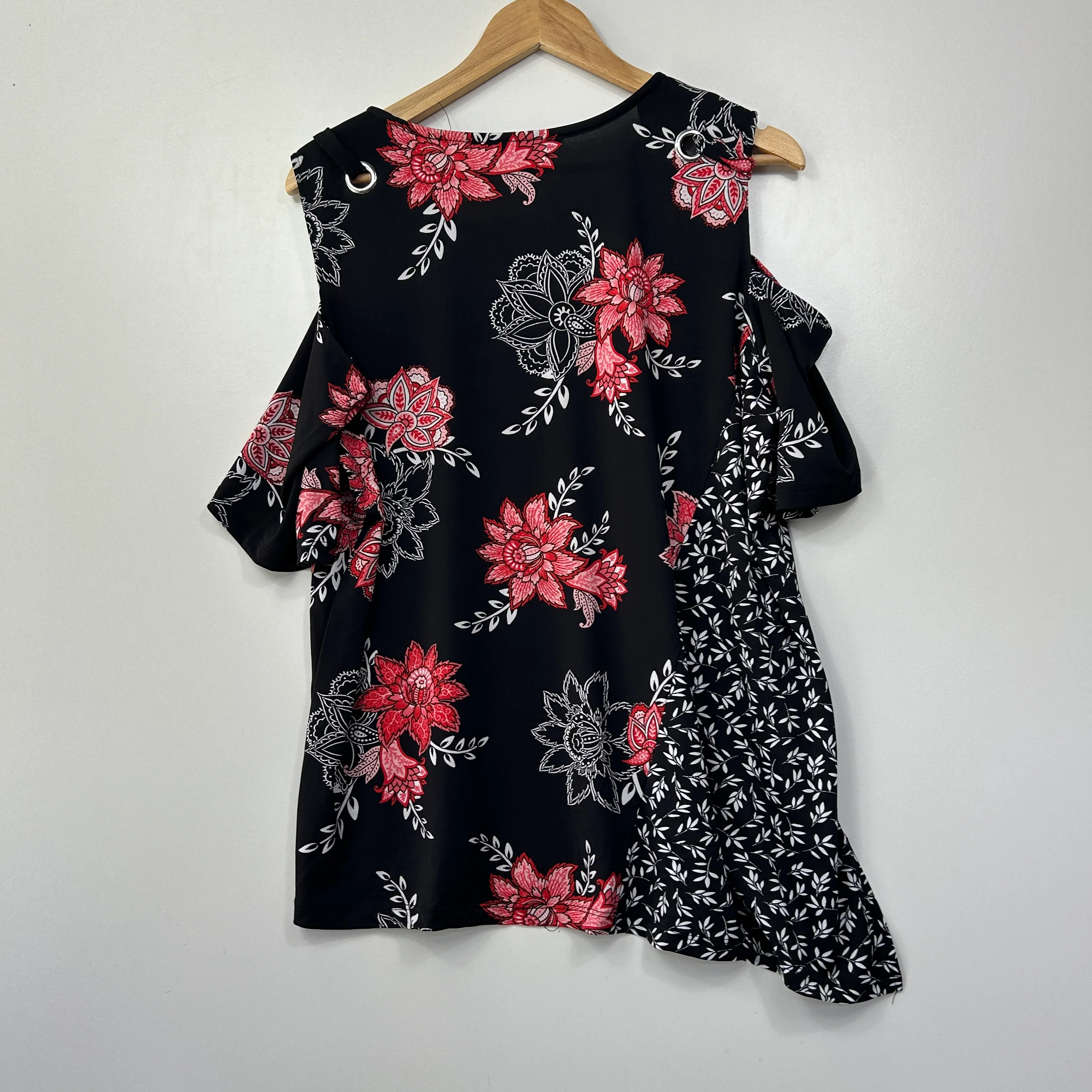 Millers Black Pink Floral Cold Shoulder Top - Size 16 - Image 4