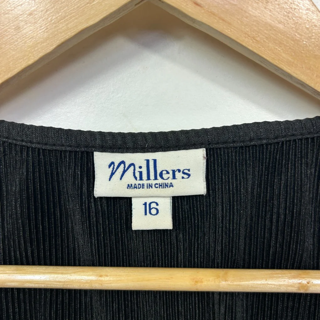 Millers Black Pleated Sleeveless Top - Size 16 - Image 3
