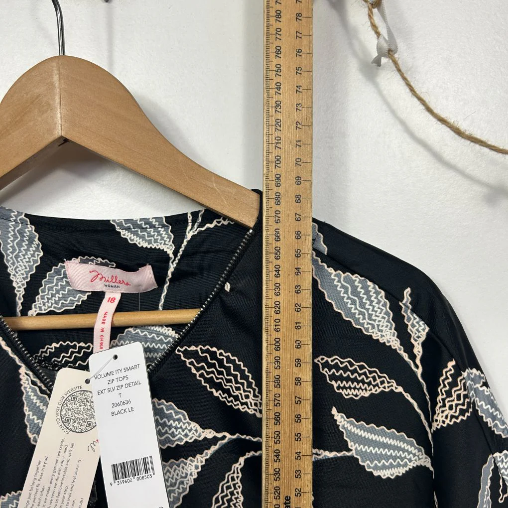 Millers Leaf Black Top - Size 18 - Image 6
