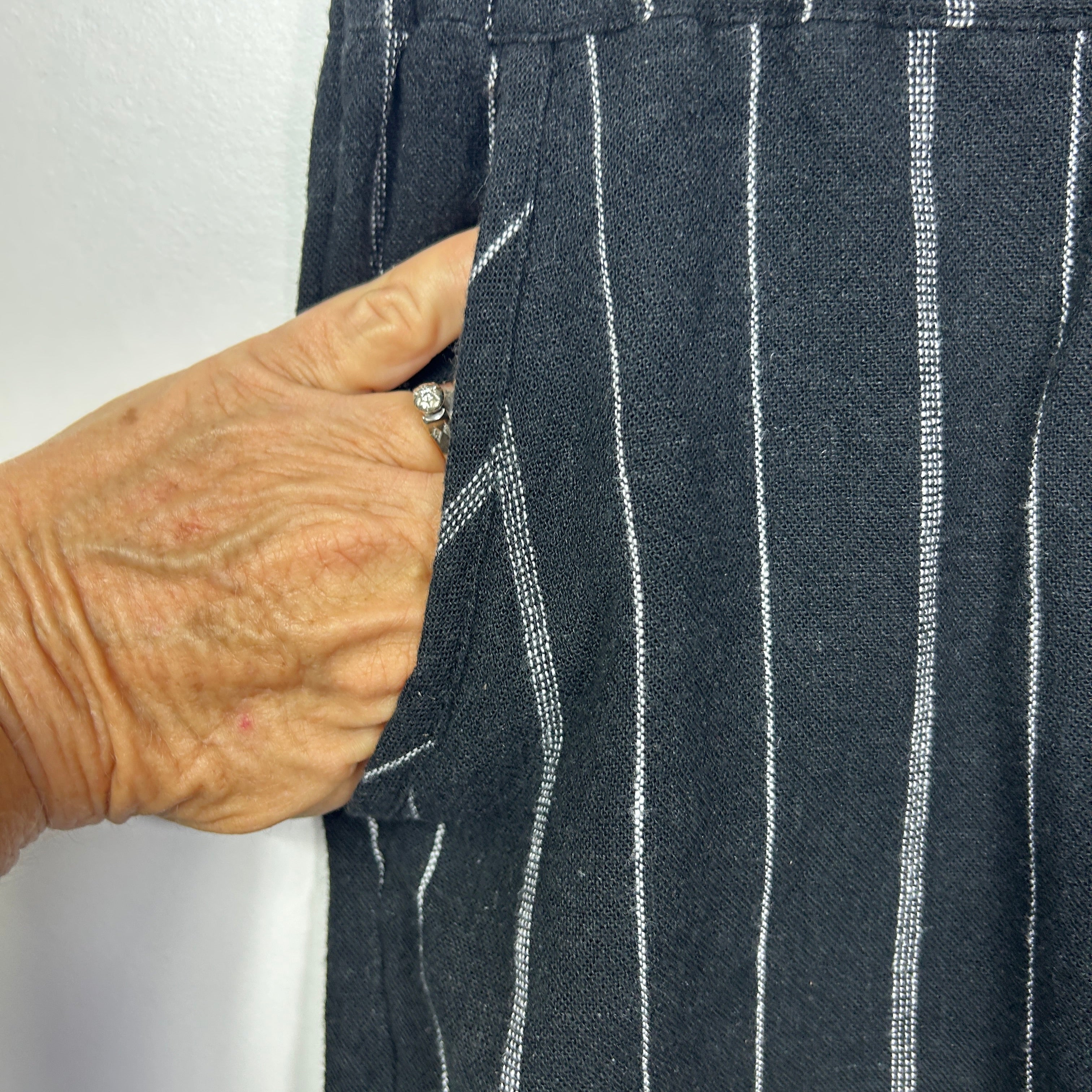 Millers Black White Pinstripe Linen Blend Shorts - Size 14 - Image 3