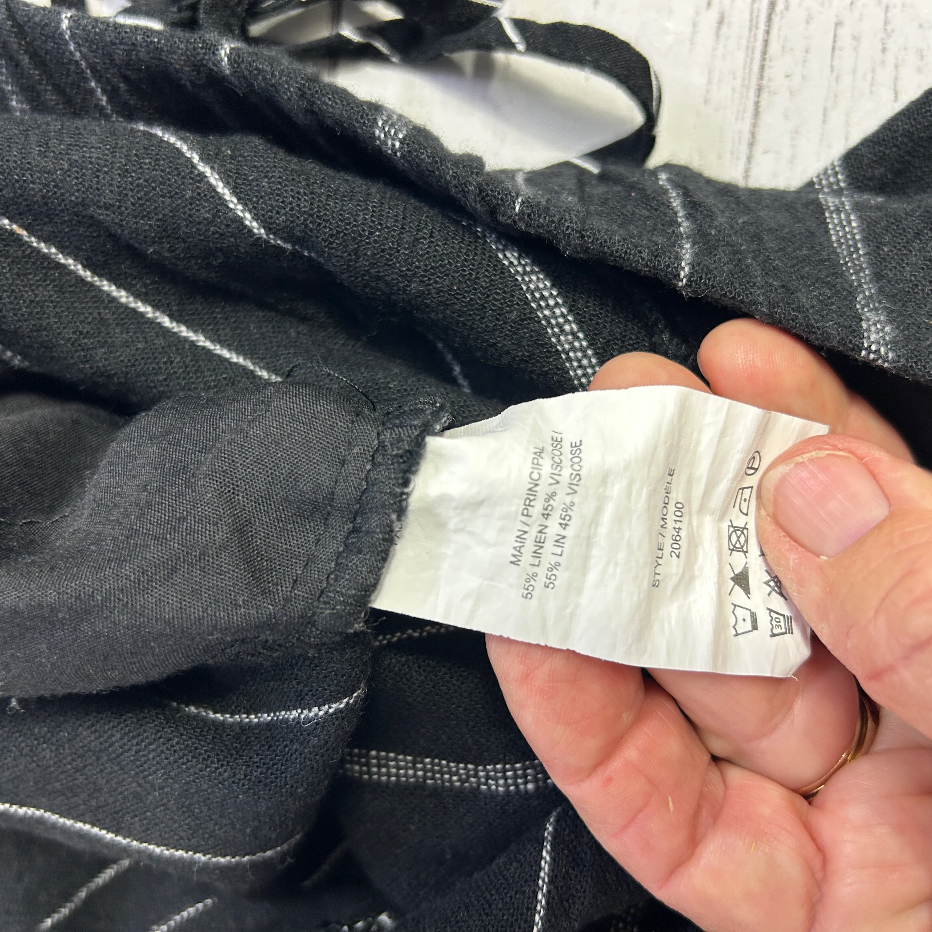 Millers Black White Pinstripe Linen Blend Shorts - Size 14 - Image 5