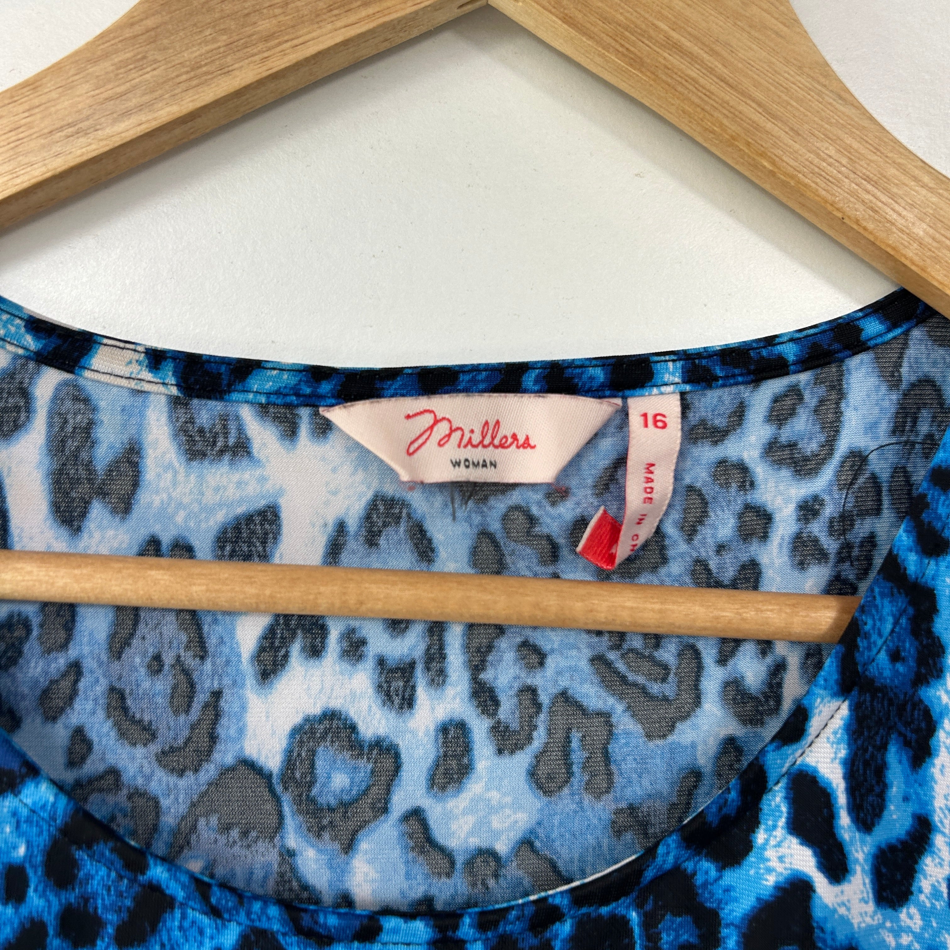 Millers Blue Black Leopard Print Top - Size 16 - Image 2