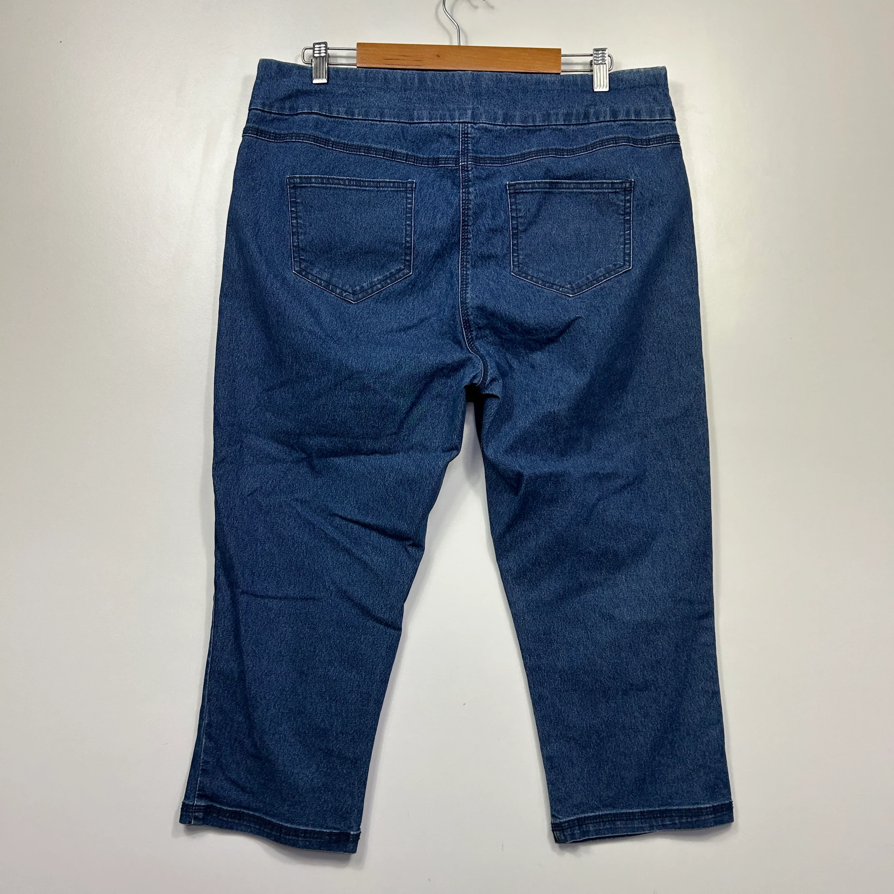 Millers Blue Denim Capri Pants - Size 18 - Image 3