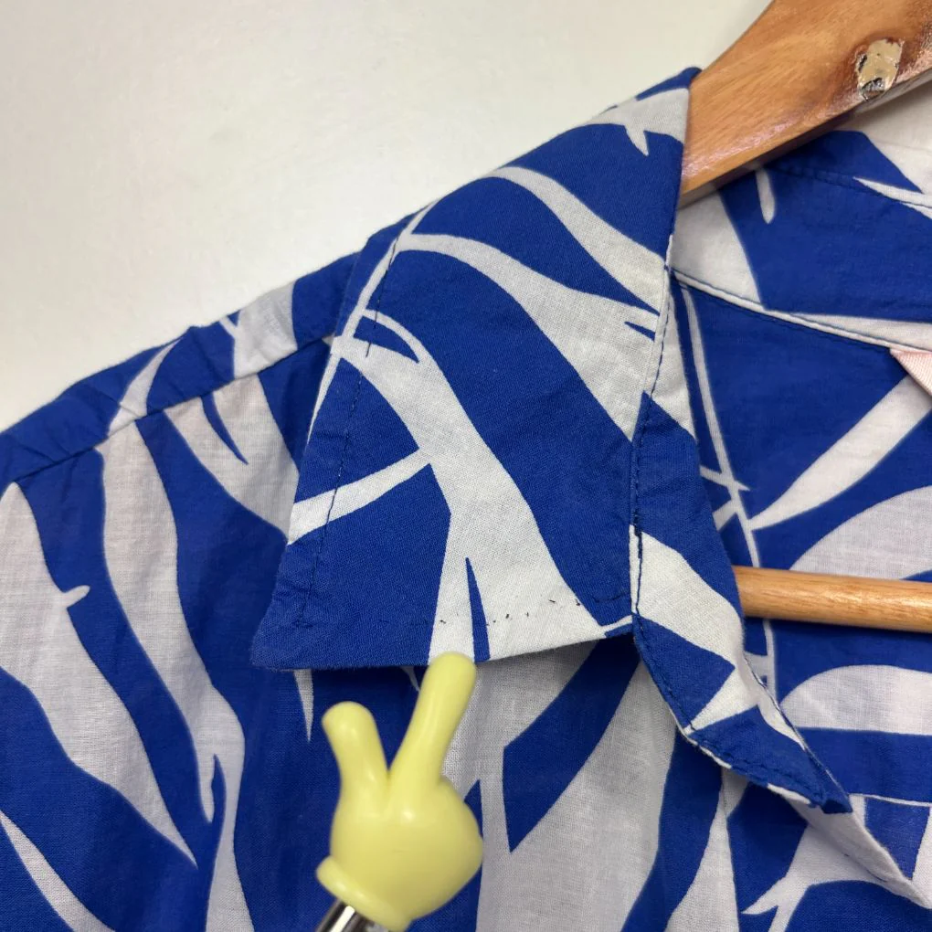 Millers Blue Leaf Print Shirt - Size 16 (Fault) - Image 5