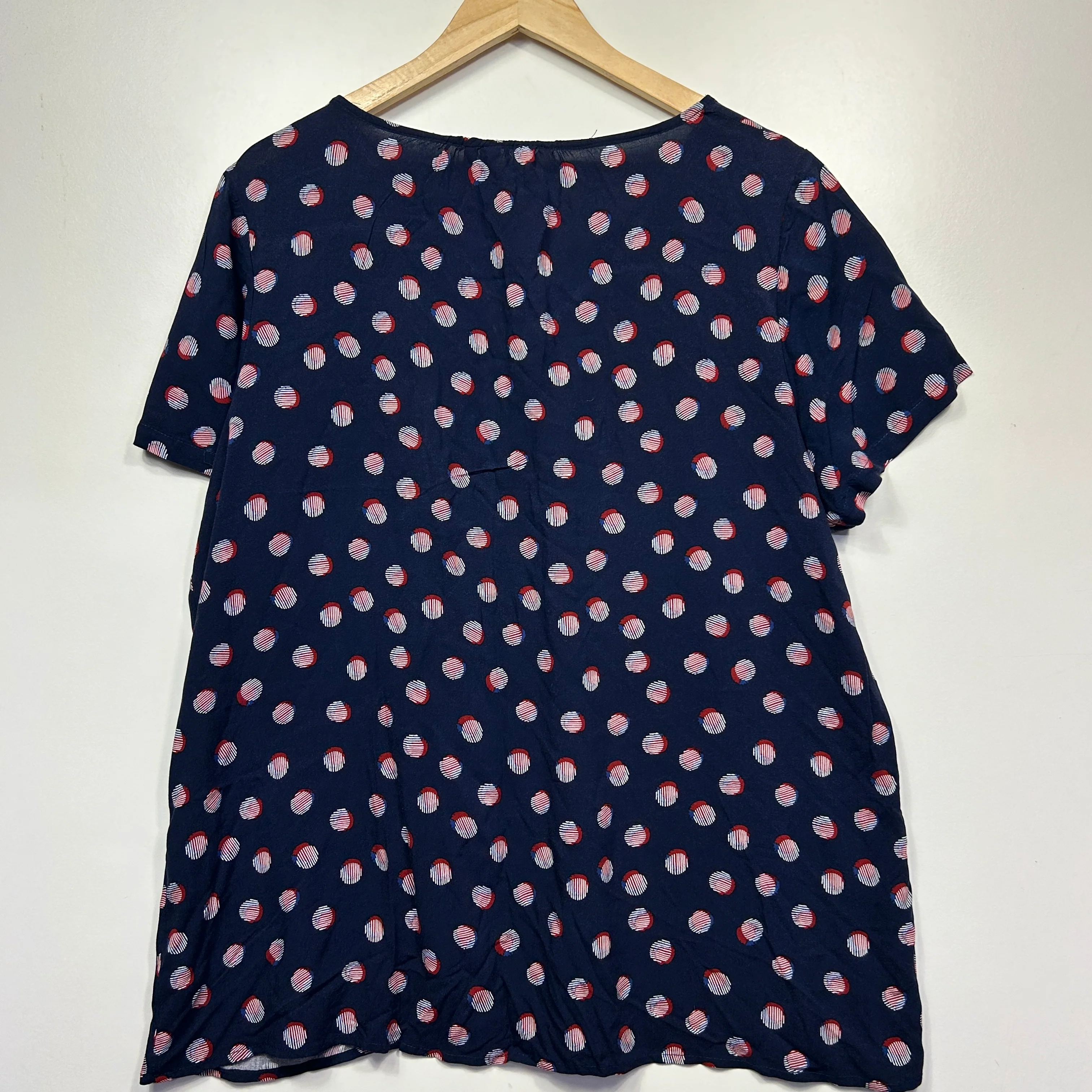 Millers Navy Polka Dot Top - Size 22 - Image 2