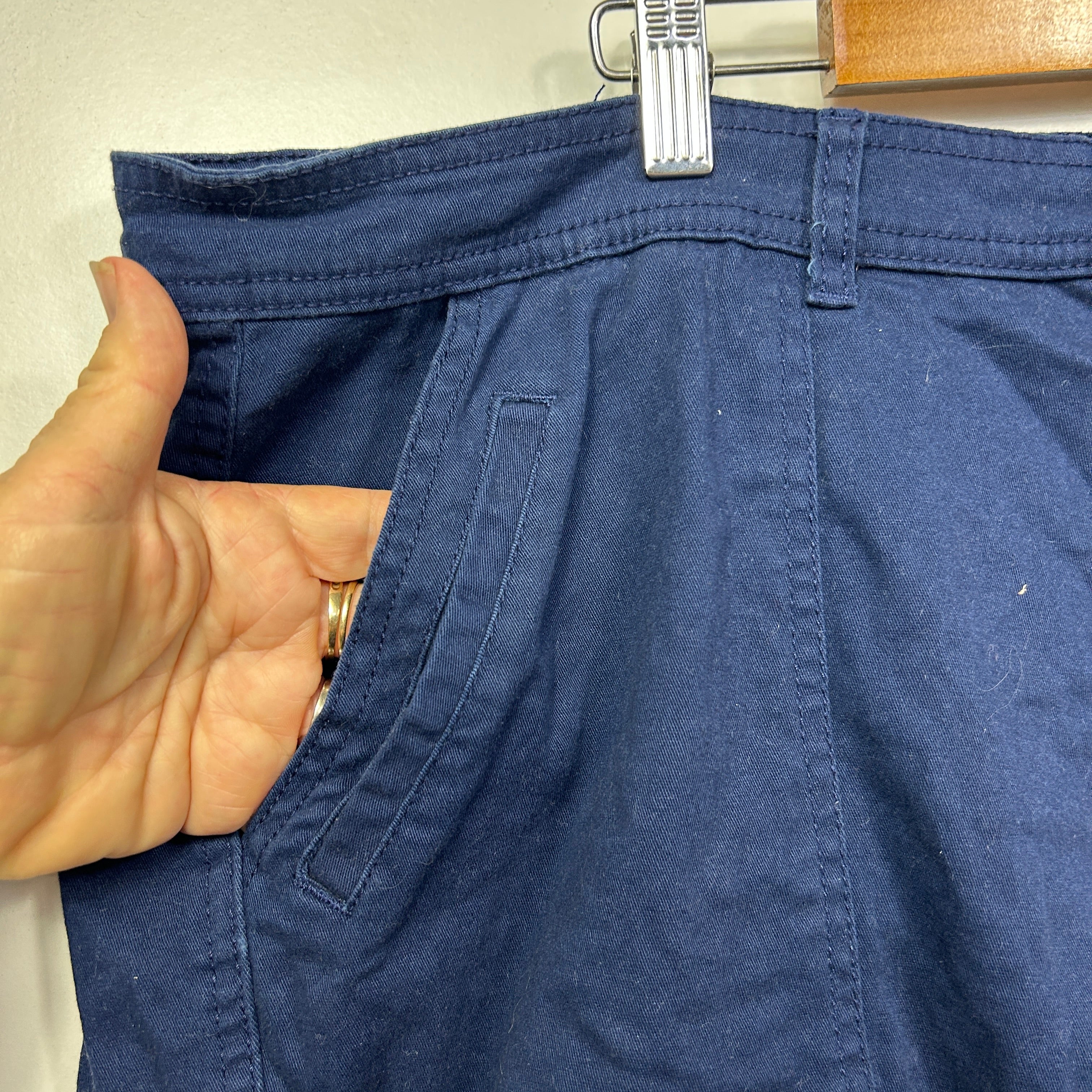 Millers Navy Shorts - Size 26 - Image 5
