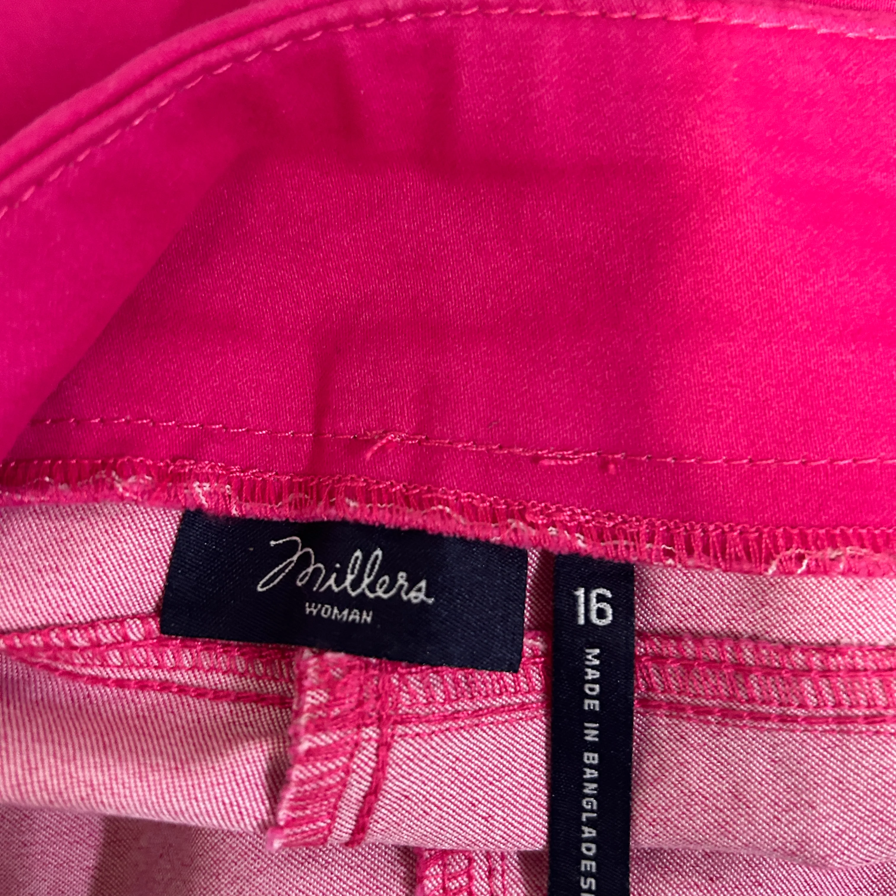 Millers Pink Capri Pants - Size 16 - Image 3