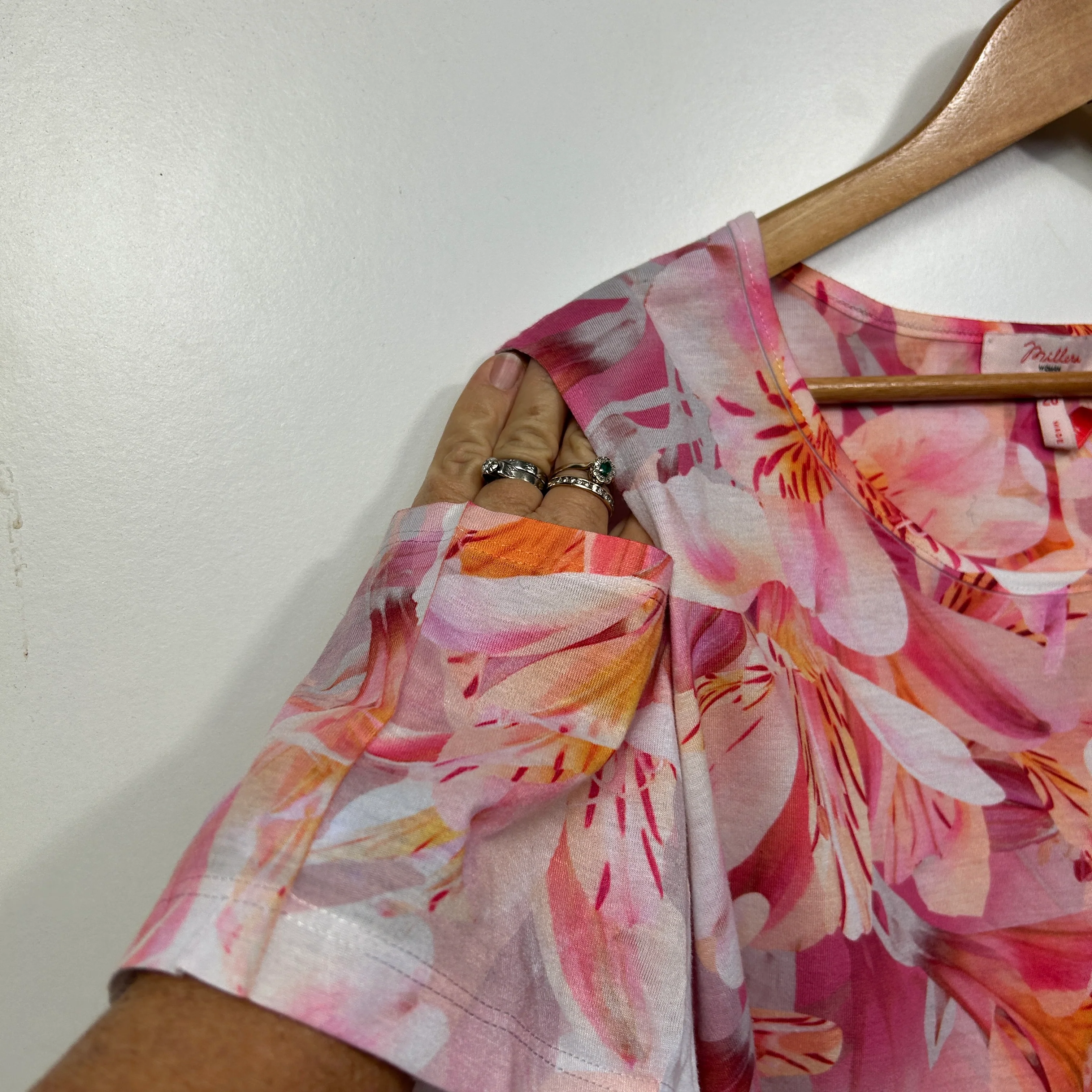 Millers Pink Floral Cold Shoulder Top - Size 20 - Image 3