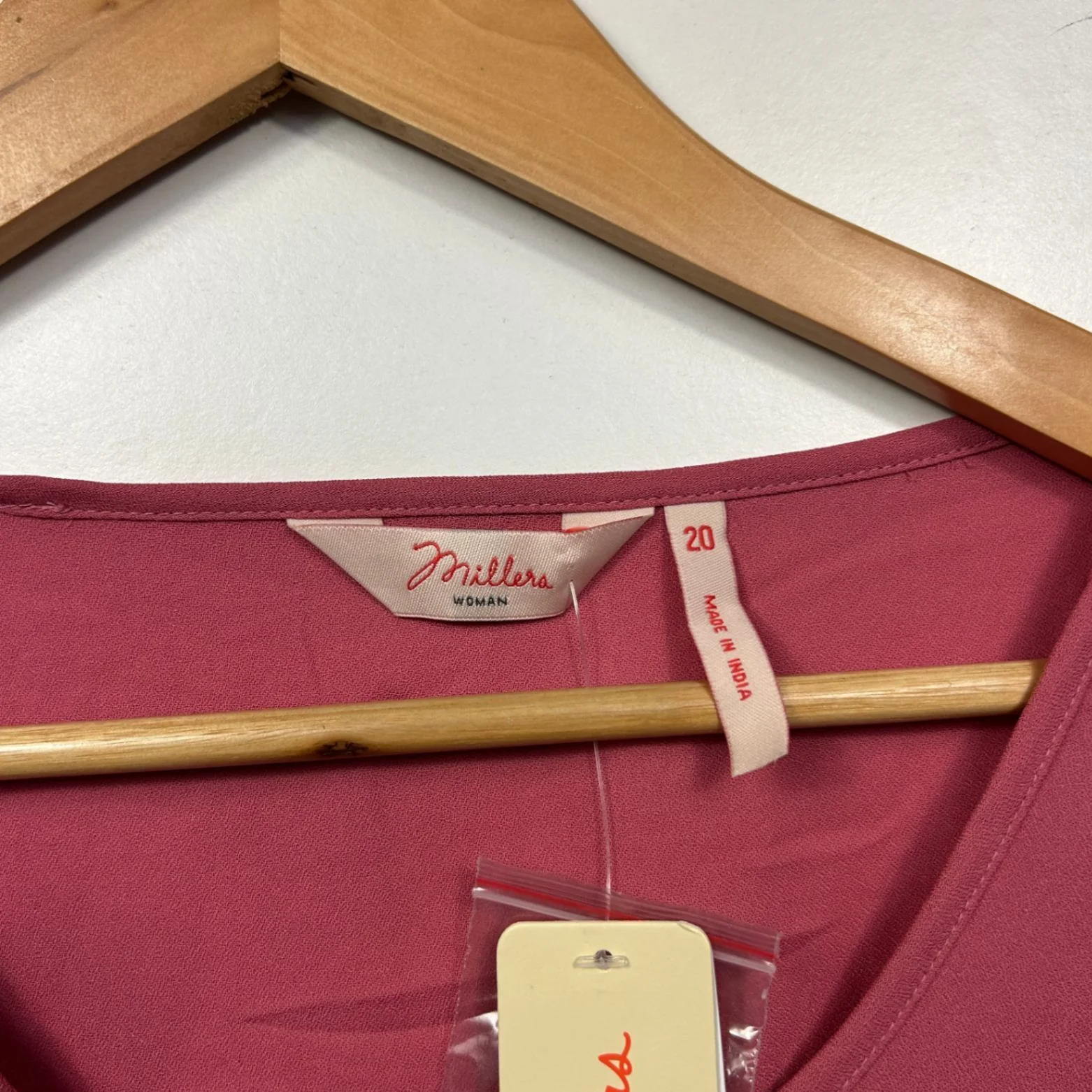Millers Rose Pink 3/4 Roll Tab Sleeve Pleated Blouse Size 20 - Image 3