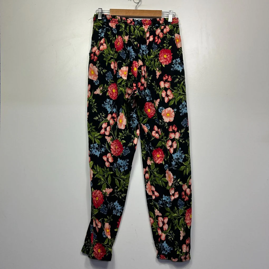 Millers Woman Black Floral Pants - Size 16 - Image 2