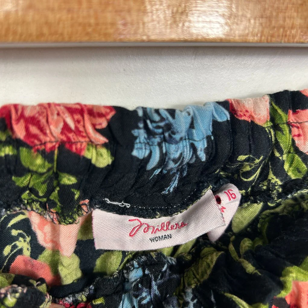 Millers Woman Black Floral Pants - Size 16 - Image 4