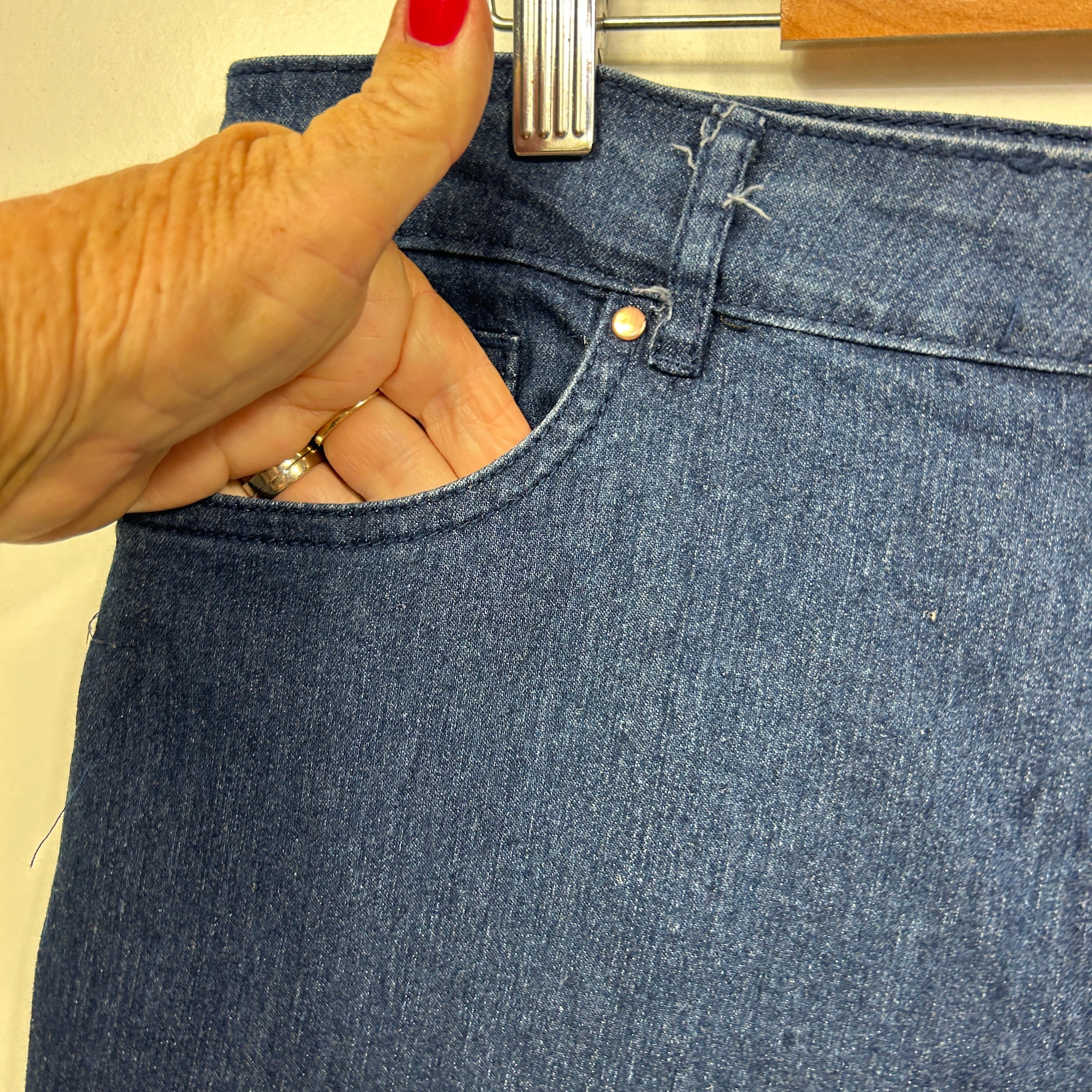 Millers Woman Dark Denim Jeans - Size 18 - Image 4