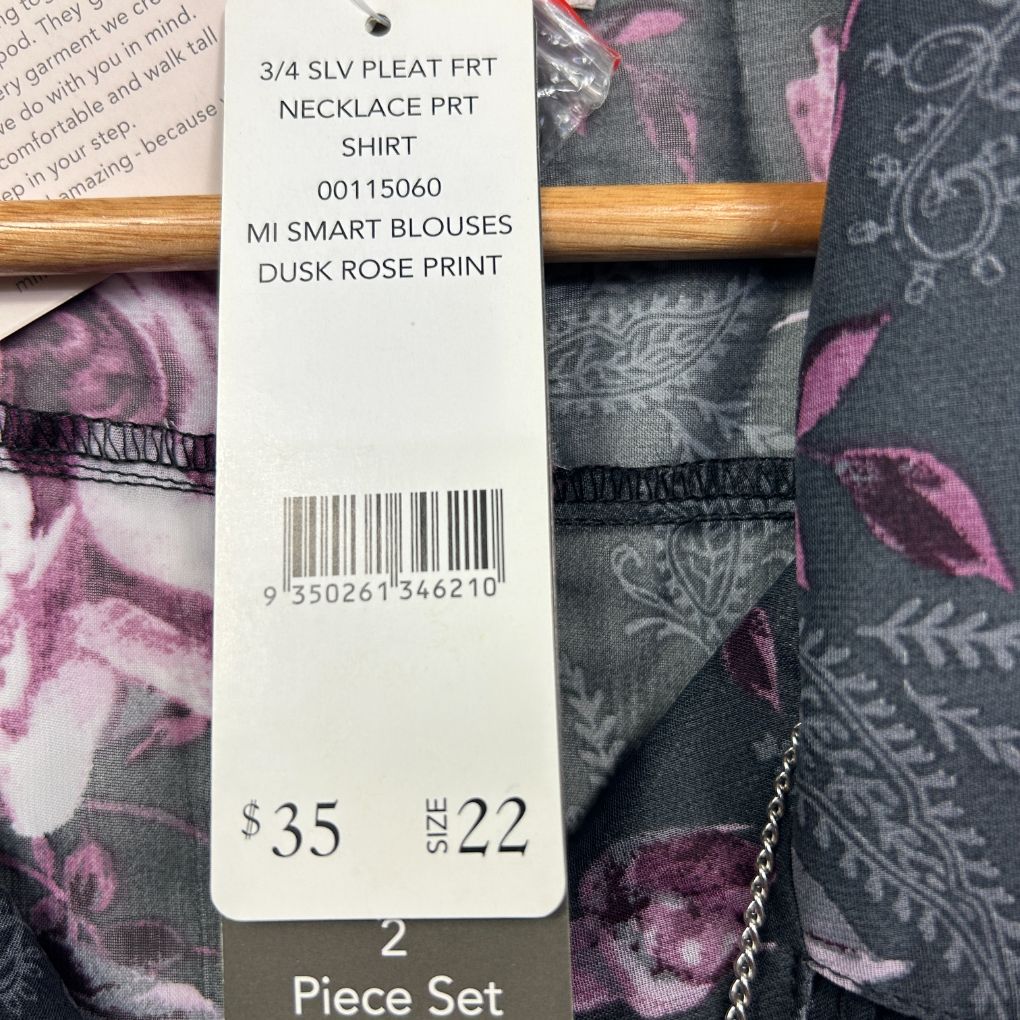 Millers Woman Purple Floral Top - Size 22 - Image 2