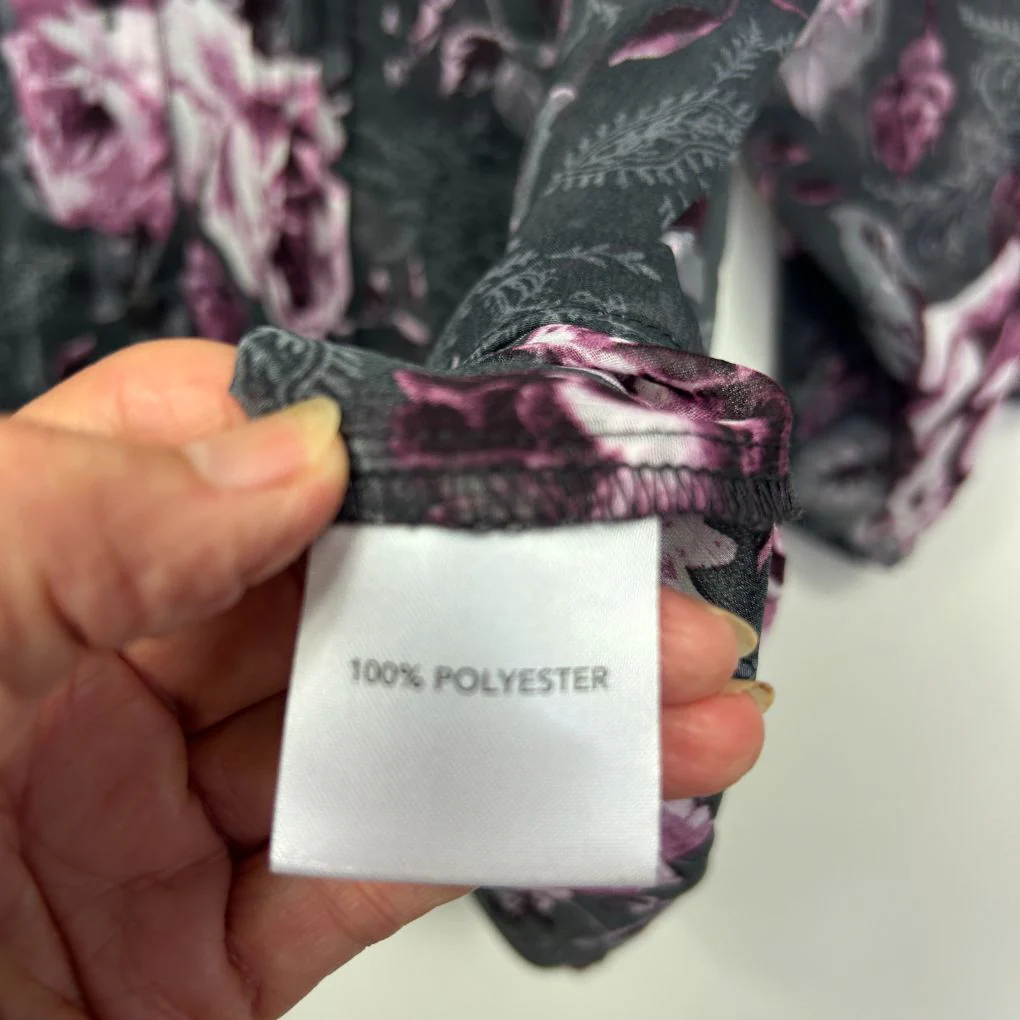 Millers Woman Purple Floral Top - Size 22 - Image 4