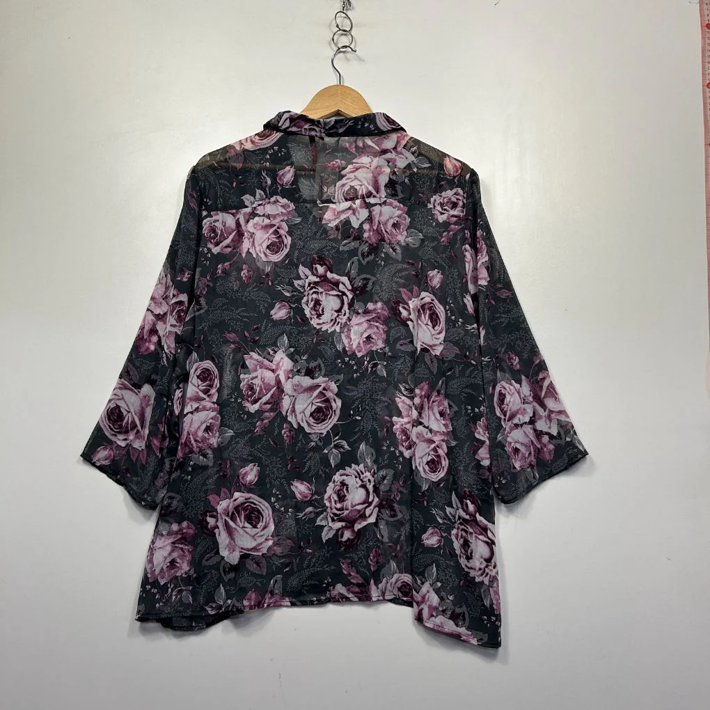 Millers Woman Purple Floral Top - Size 22 - Image 6