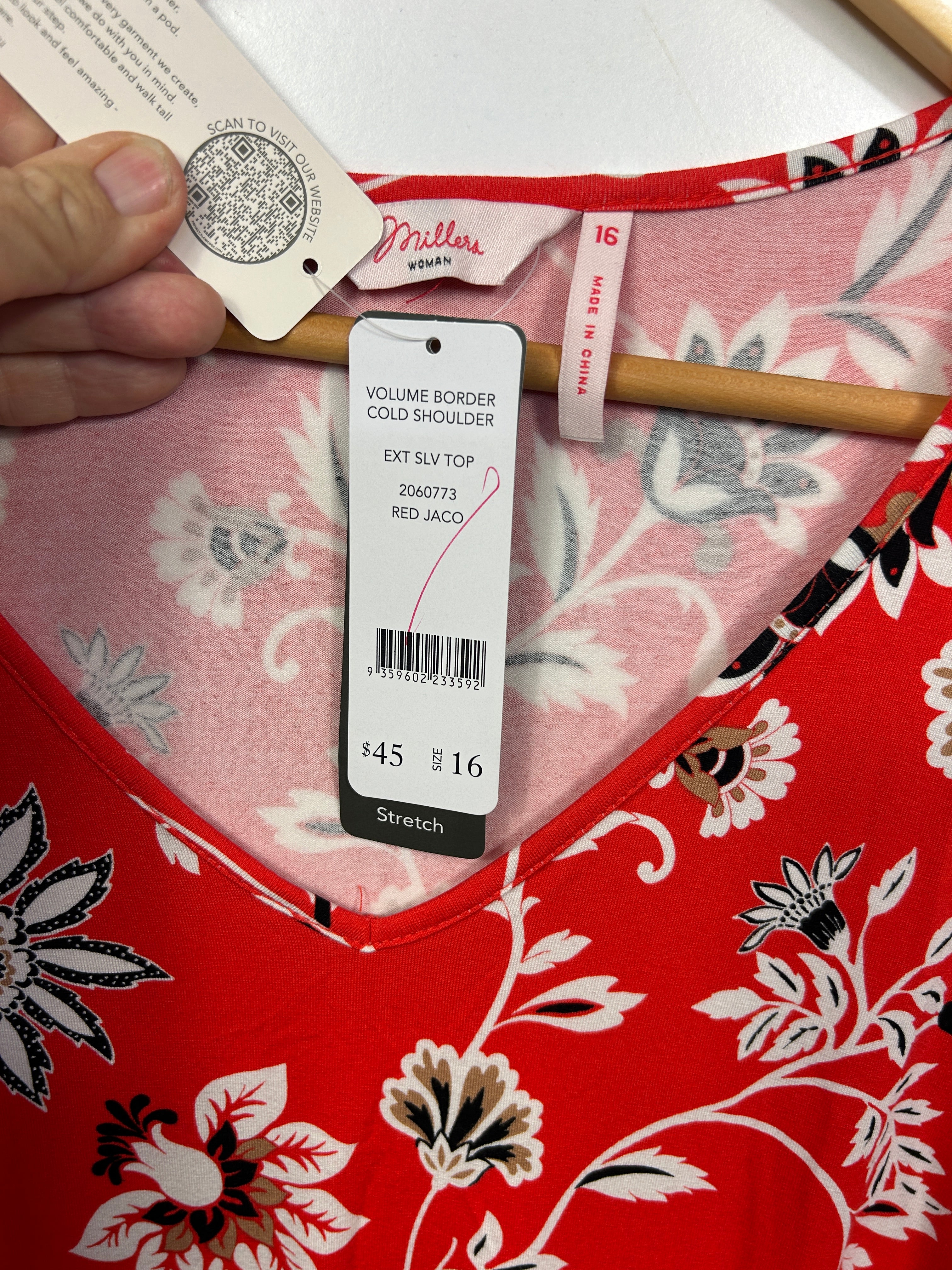 Millers Woman Red and Pink Floral Cold Shoulder Top - Size 16 - Image 4