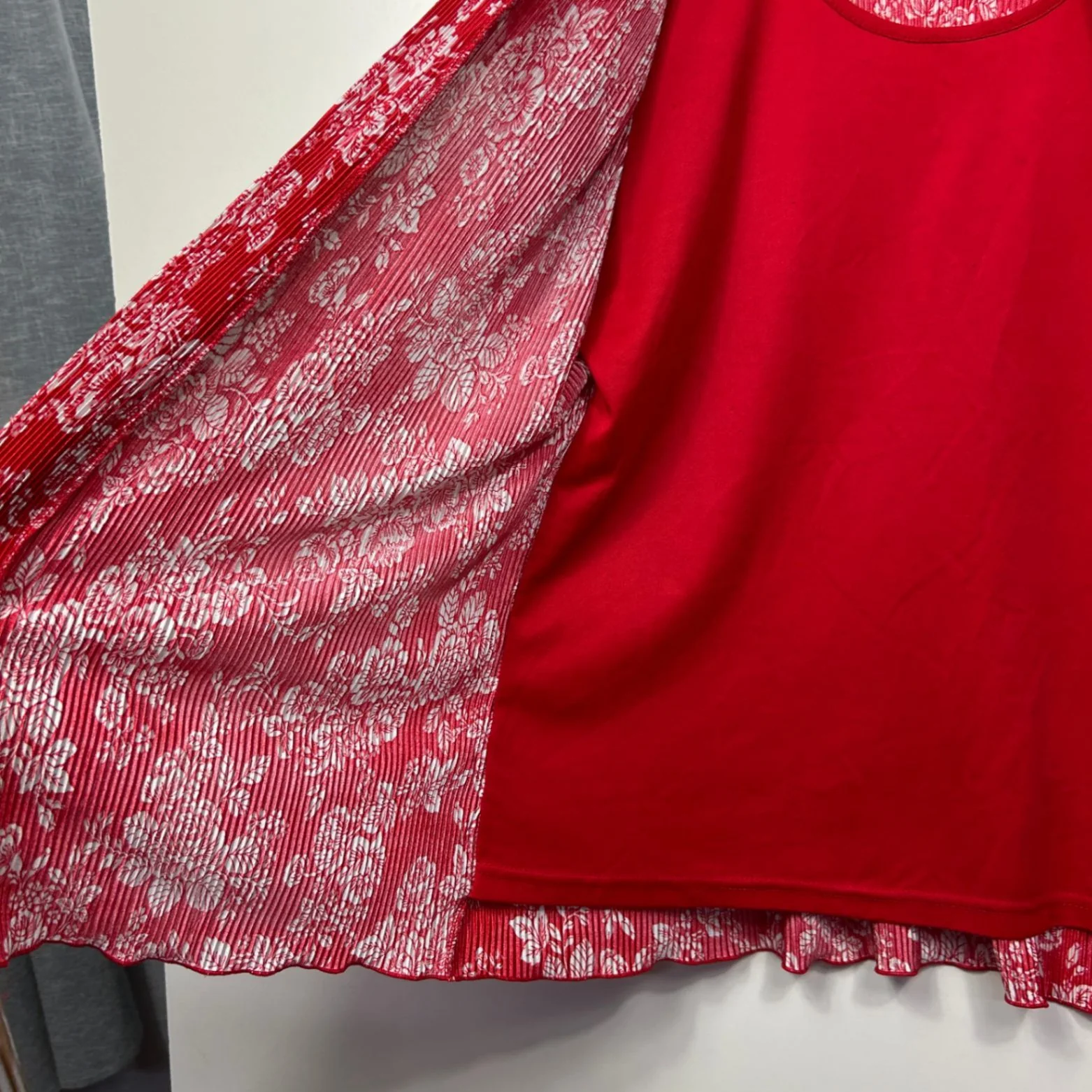 Millers Womens Red Floral Short Sleeve Top Blouse Size 16 - Image 4