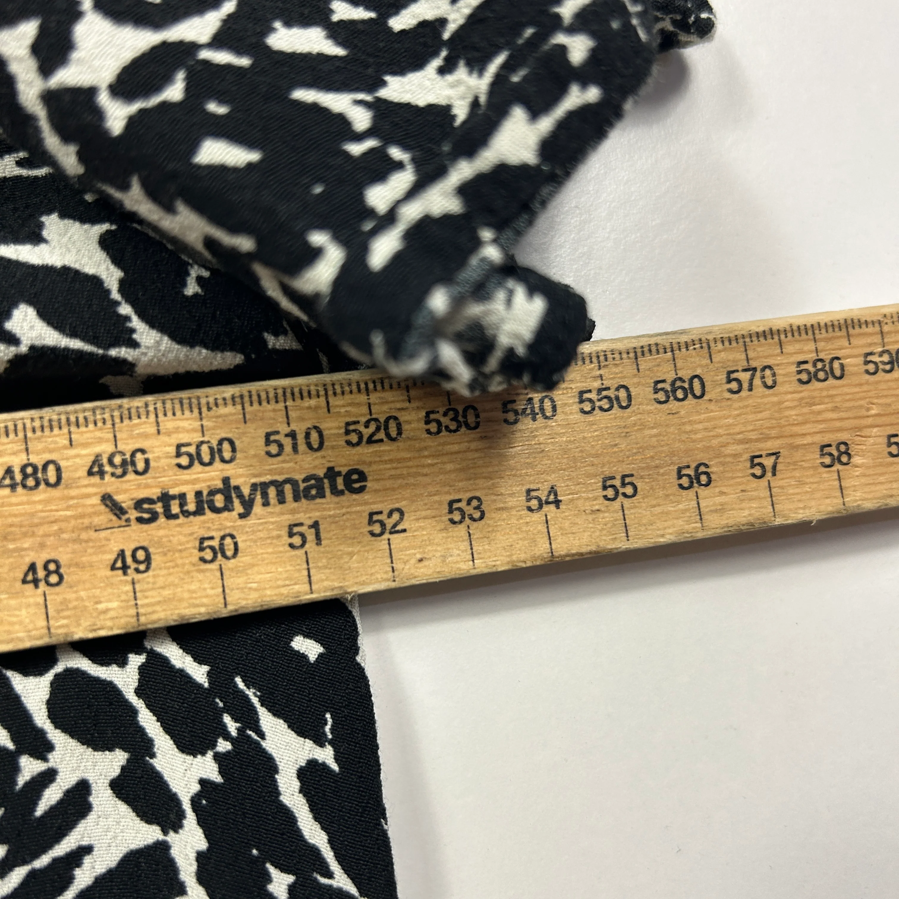 Mister Zimi Black and White Animal Print Top - Size 14 - Image 5