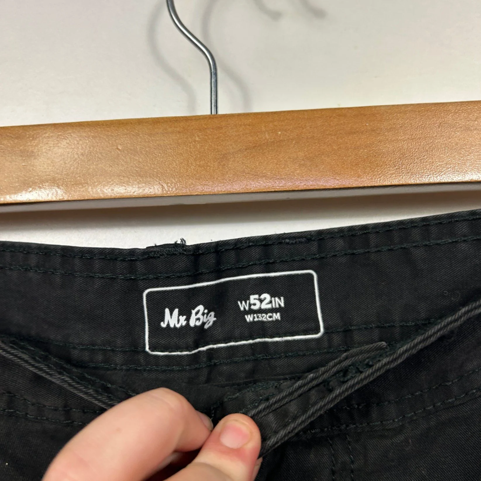 Mr Big Black Cotton Cargo Shorts Size 52 (132cm) - Image 3
