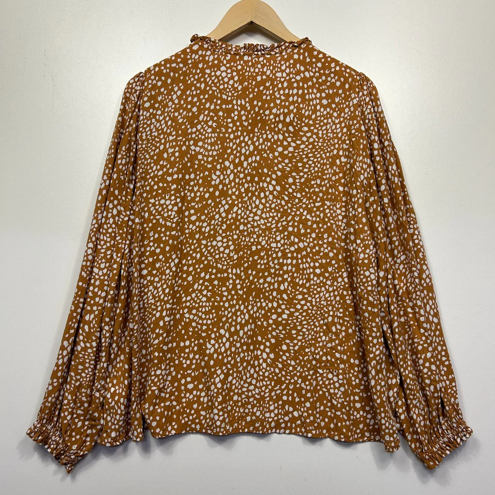 Target Tan Long Sleeve Top - Size 20 - Image 2