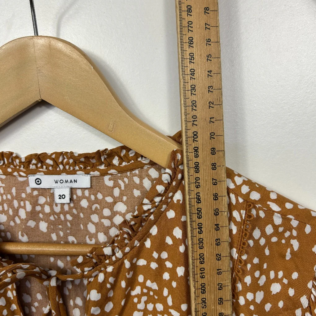 Target Tan Long Sleeve Top - Size 20 - Image 6