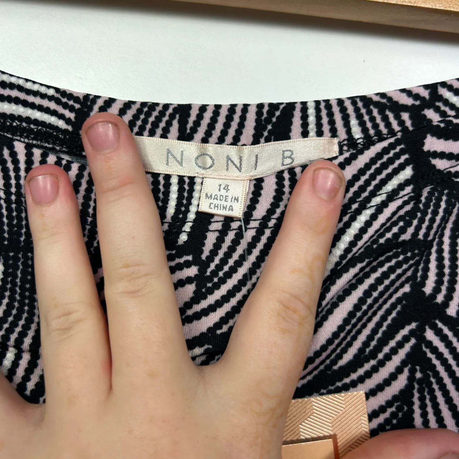 New Noni B Black Puff Print Midi Stretch Waistband A-Line Skirt Size 14 - Image 4