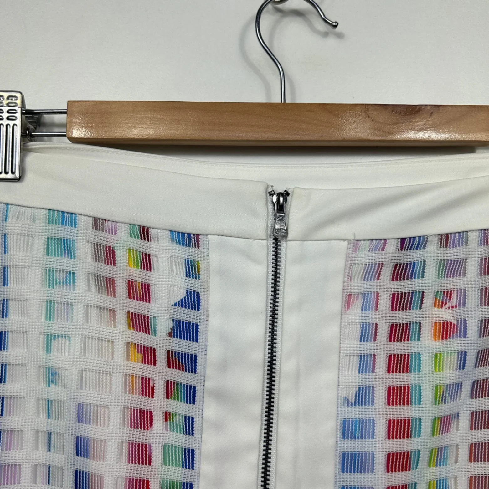 New Table Eight Pencil Skirt Size 16 White Multicoloured Mesh Grid Overlay - Image 5