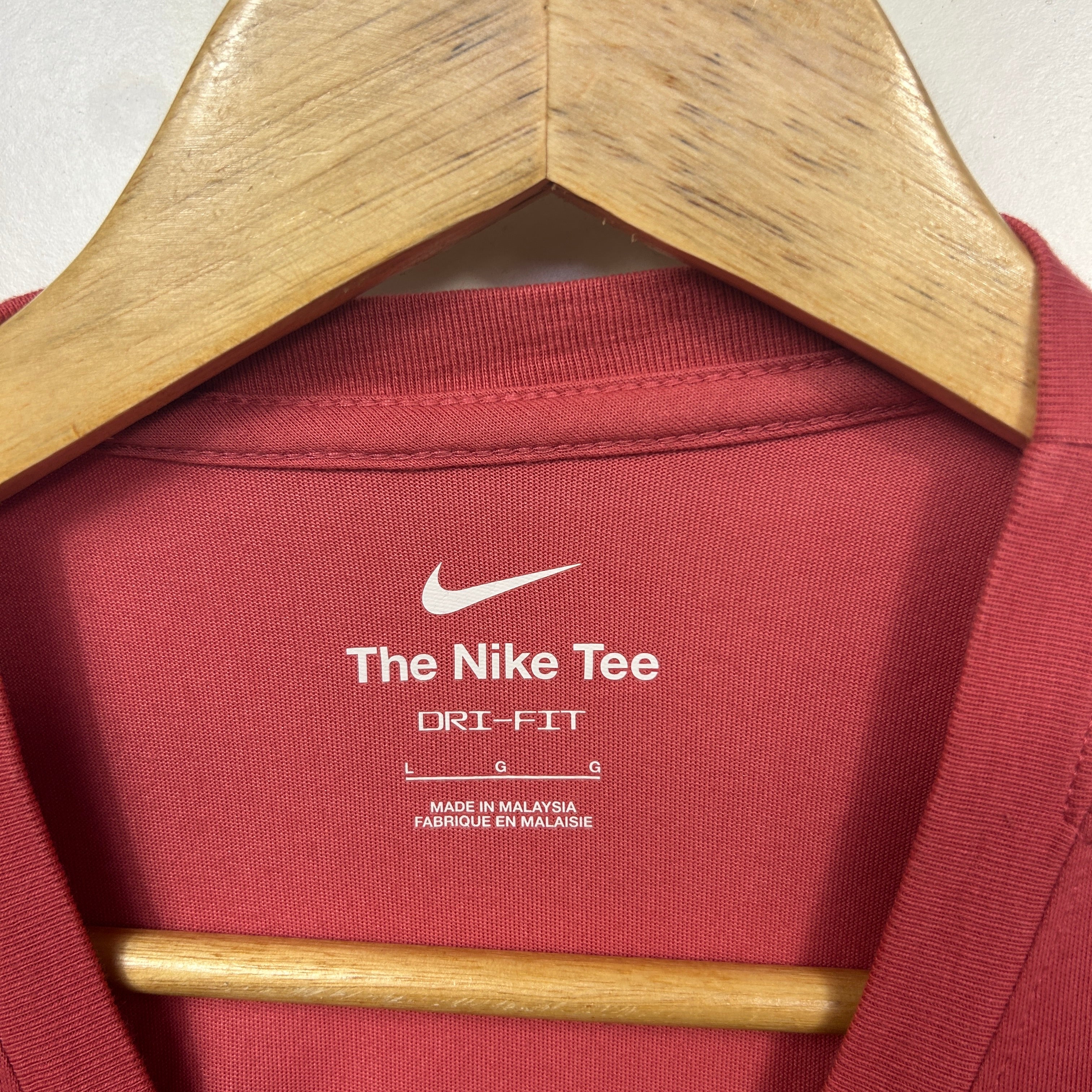 Nike Pink T-Shirt - Size L - Image 3