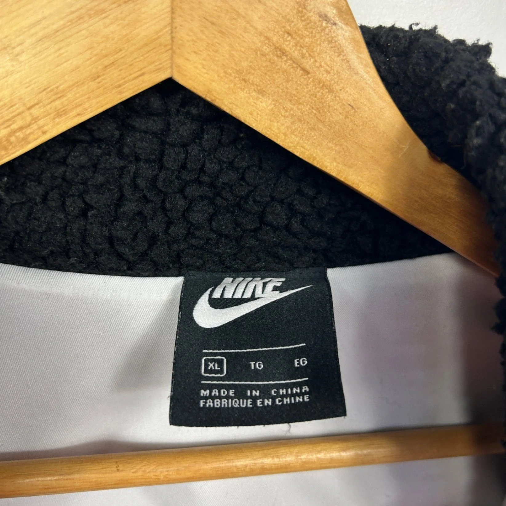 Nike XL Black Teddy Jacket Sherpa Fleece Zip Up Swoosh Streetwear Athleisure - Image 4