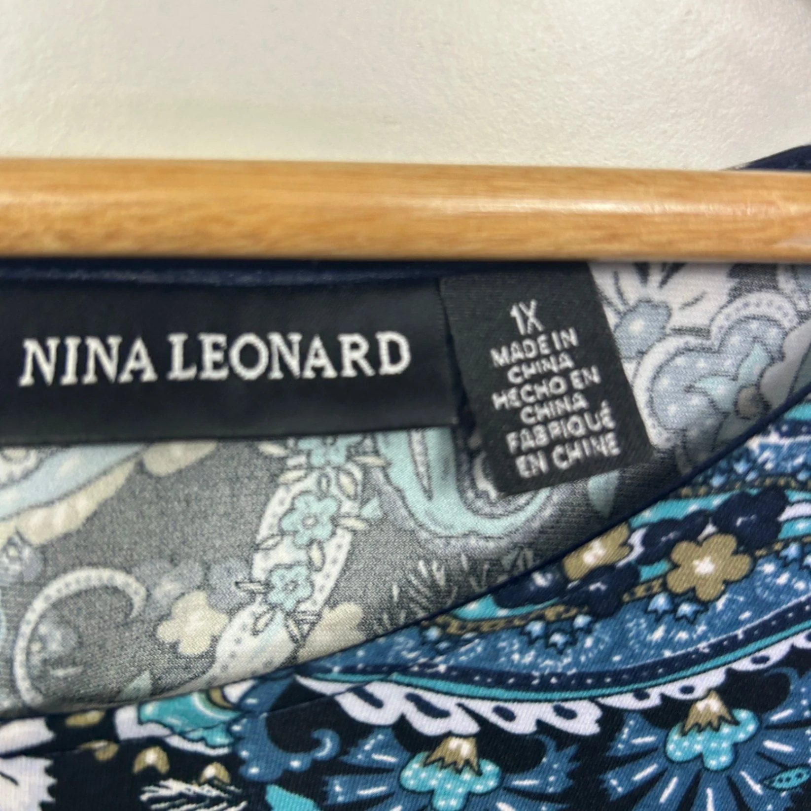 Nina Leonard Blue Paisley Print Short Sleeve Round Neck Top Size 16 - Image 4