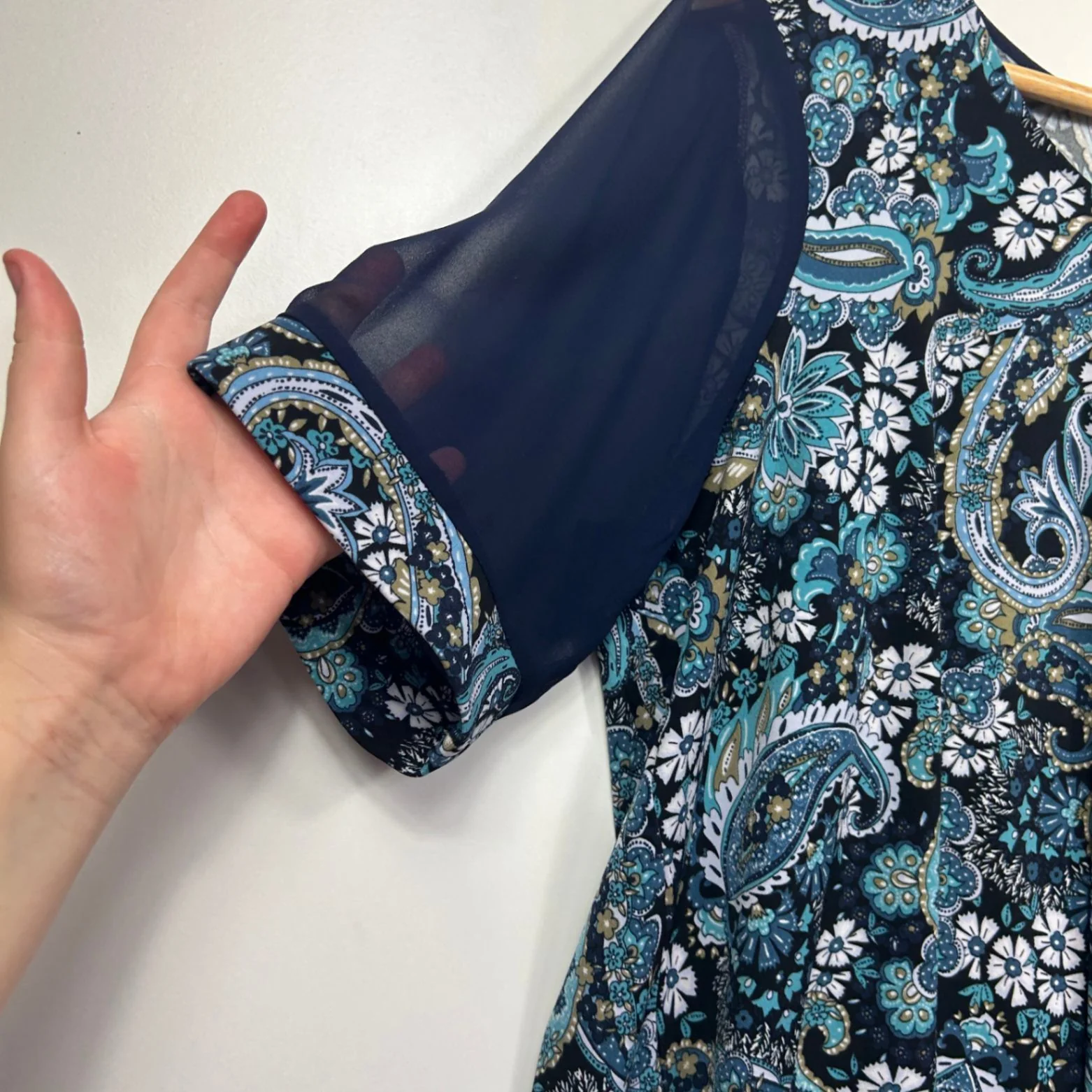 Nina Leonard Blue Paisley Print Short Sleeve Round Neck Top Size 16 - Image 6