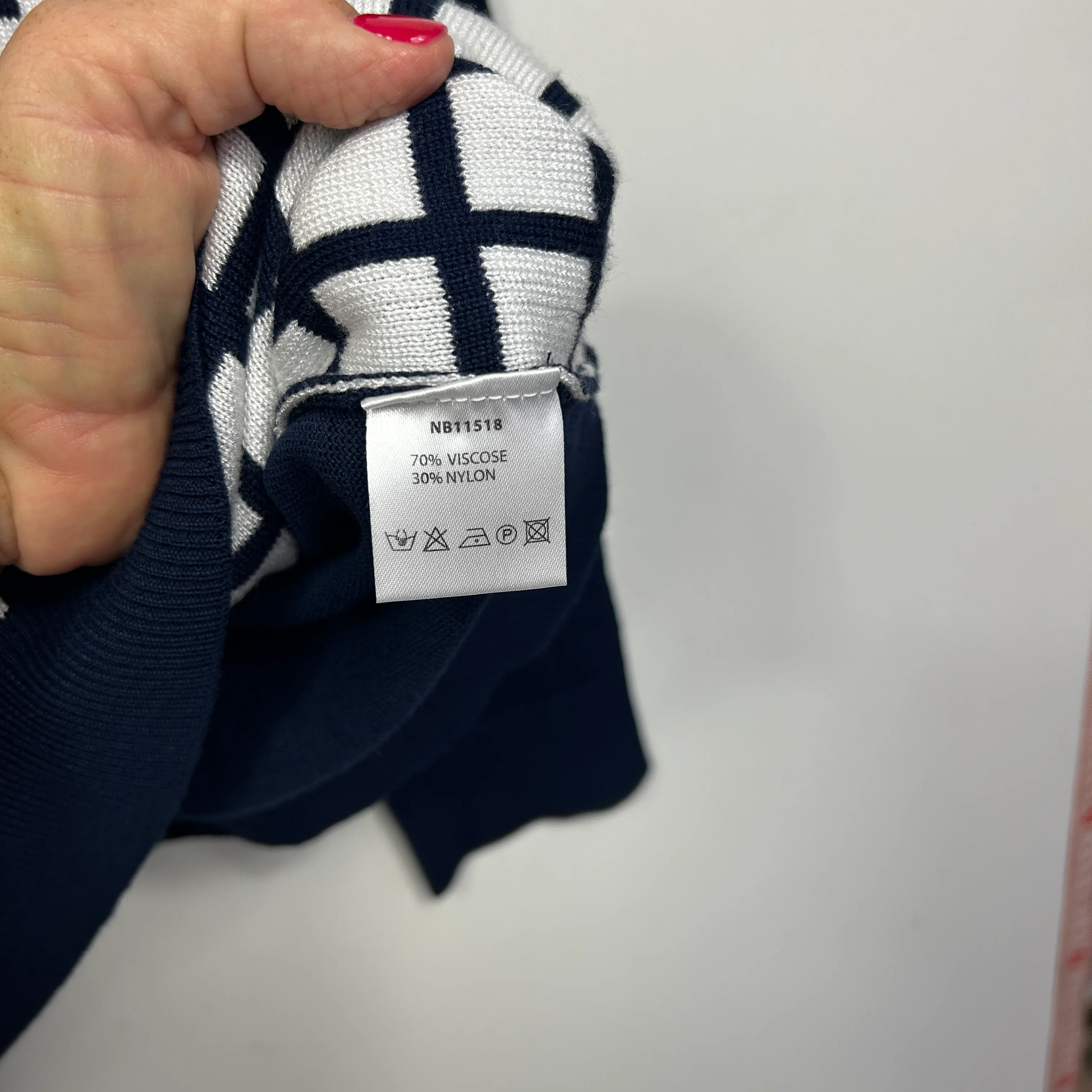Noni B Navy Grid Check Jumper - Size XL - Image 3