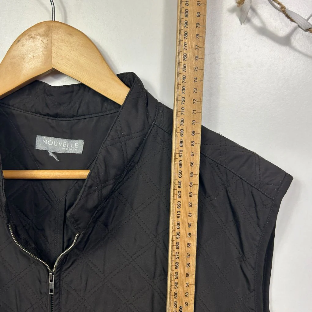 Nouvelle Woman Brown Quilted Vest - Size 20/22 - Image 5