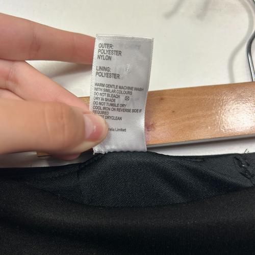 Now Black Laser Cut Hem Pencil Skirt - Size 16 - Image 3