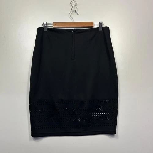 Now Black Laser Cut Hem Pencil Skirt - Size 16 - Image 4